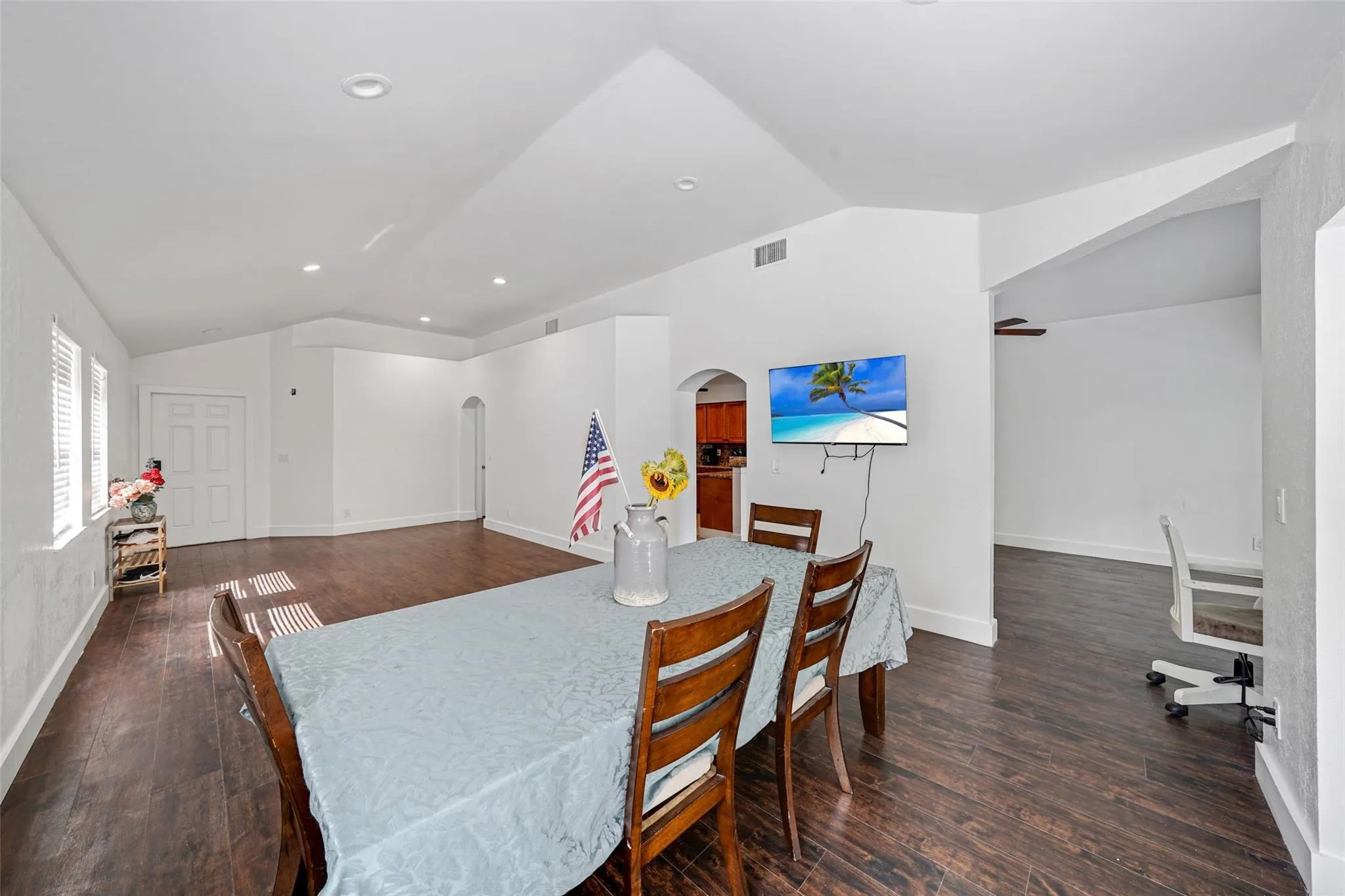 2687 Oak Park Cir