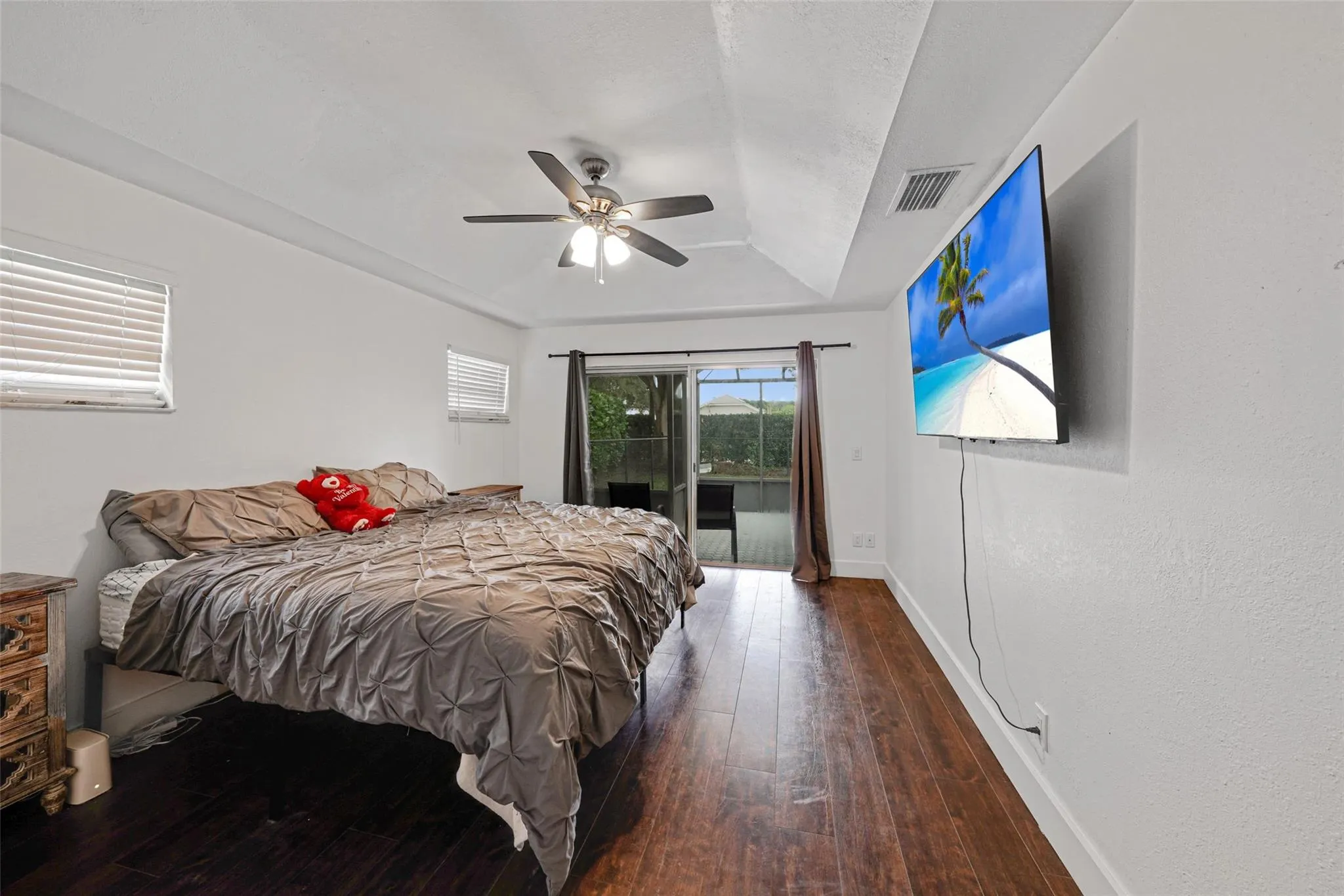 2687 Oak Park Cir