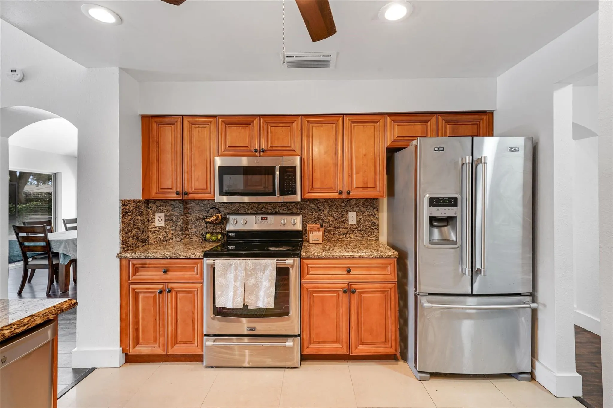 2687 Oak Park Cir