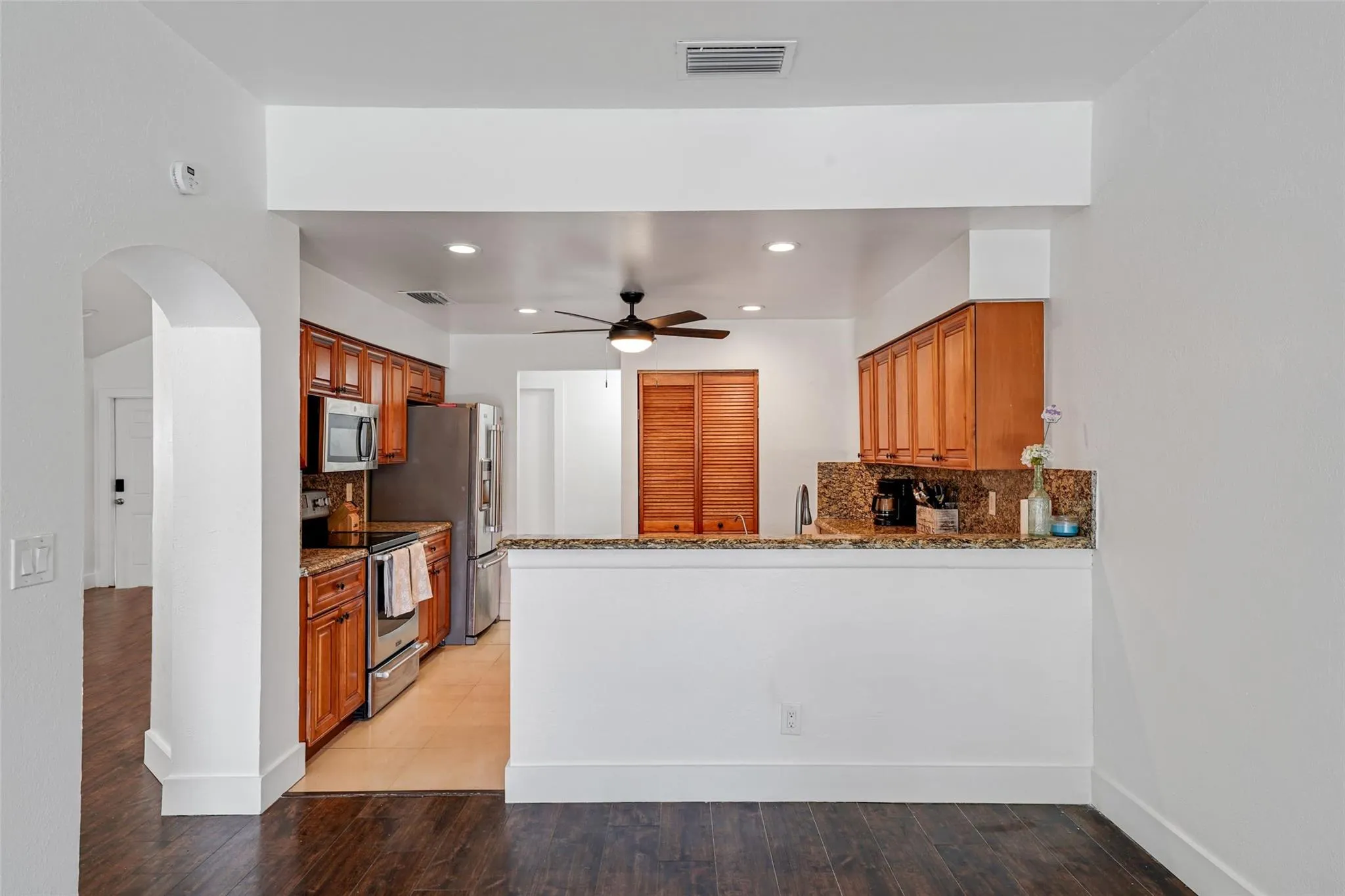 2687 Oak Park Cir