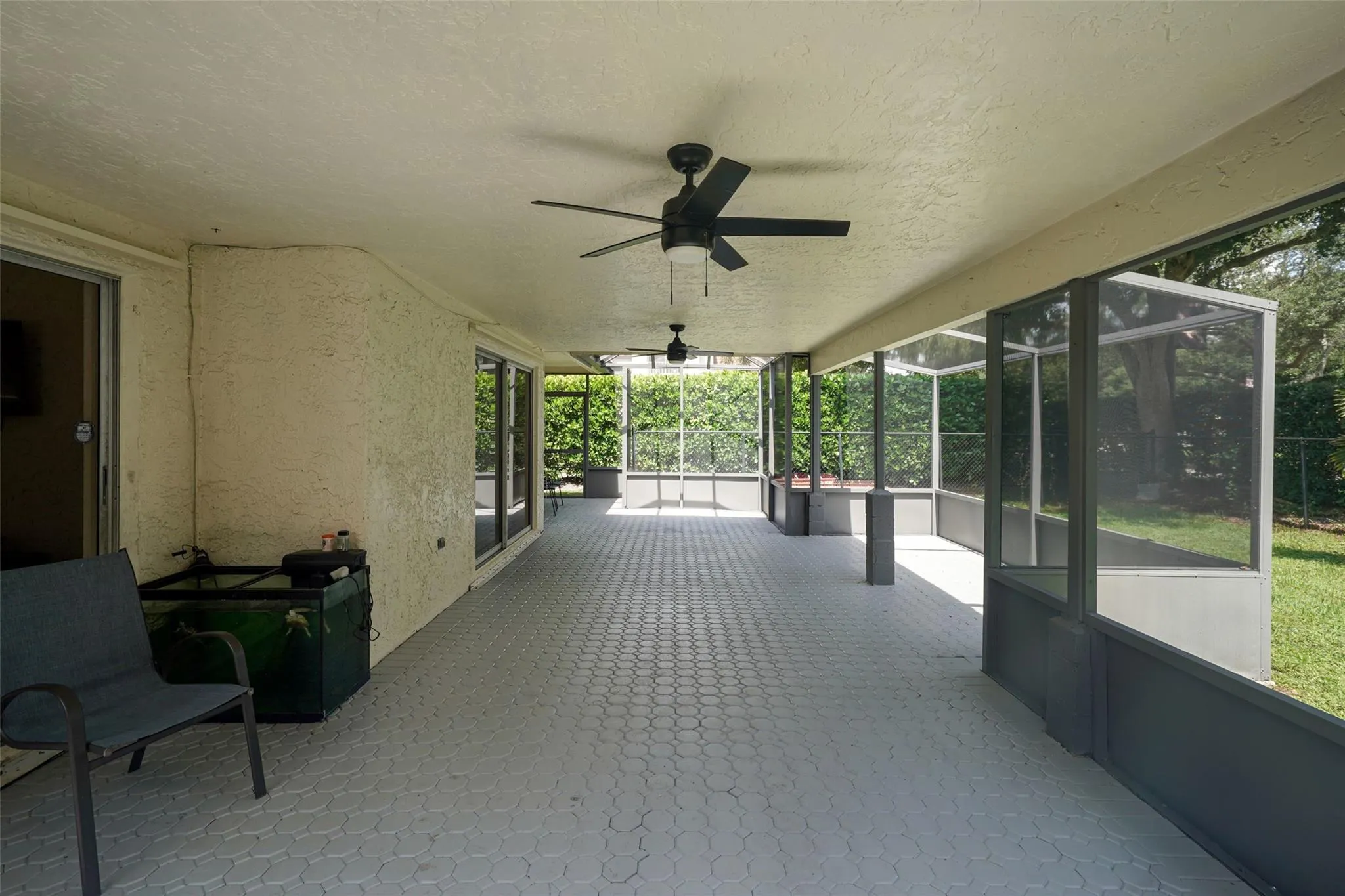 2687 Oak Park Cir