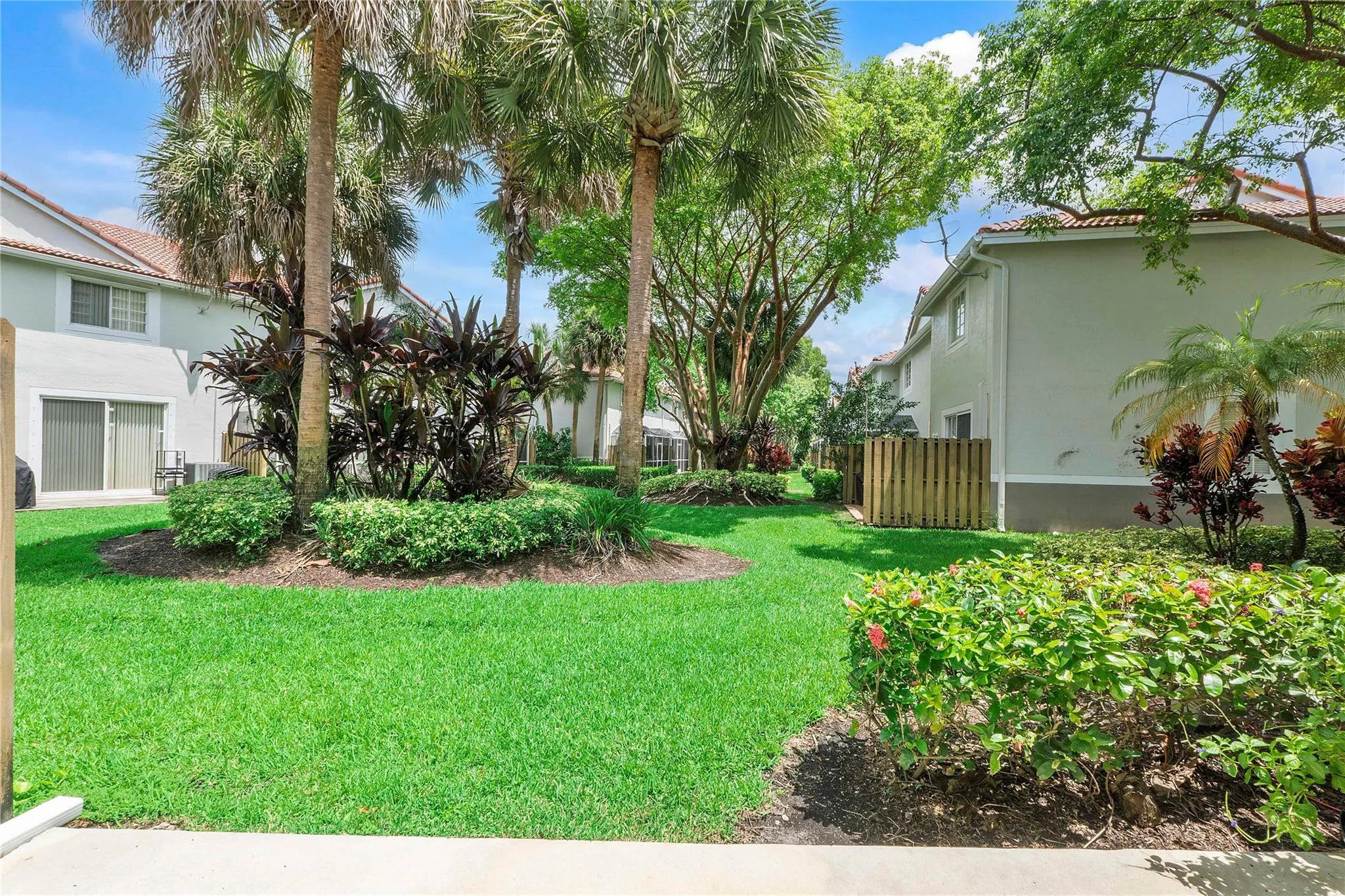 3793 San Simeon Cir