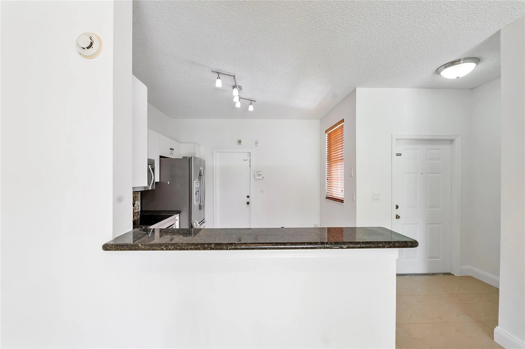 3793 San Simeon Cir