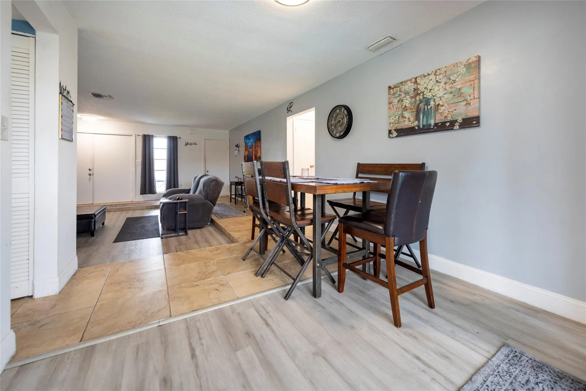 9081 NW 21st Mnr