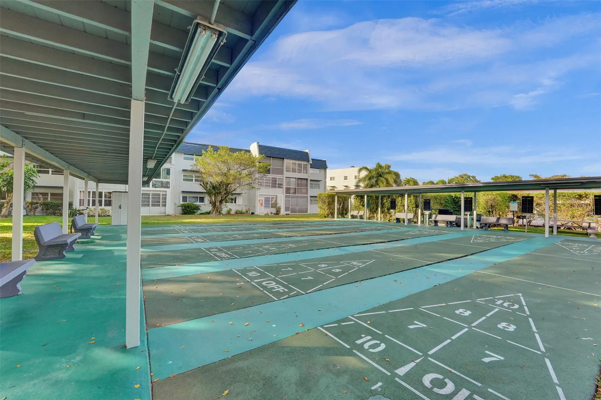 7817 Golf Circle Dr, #106