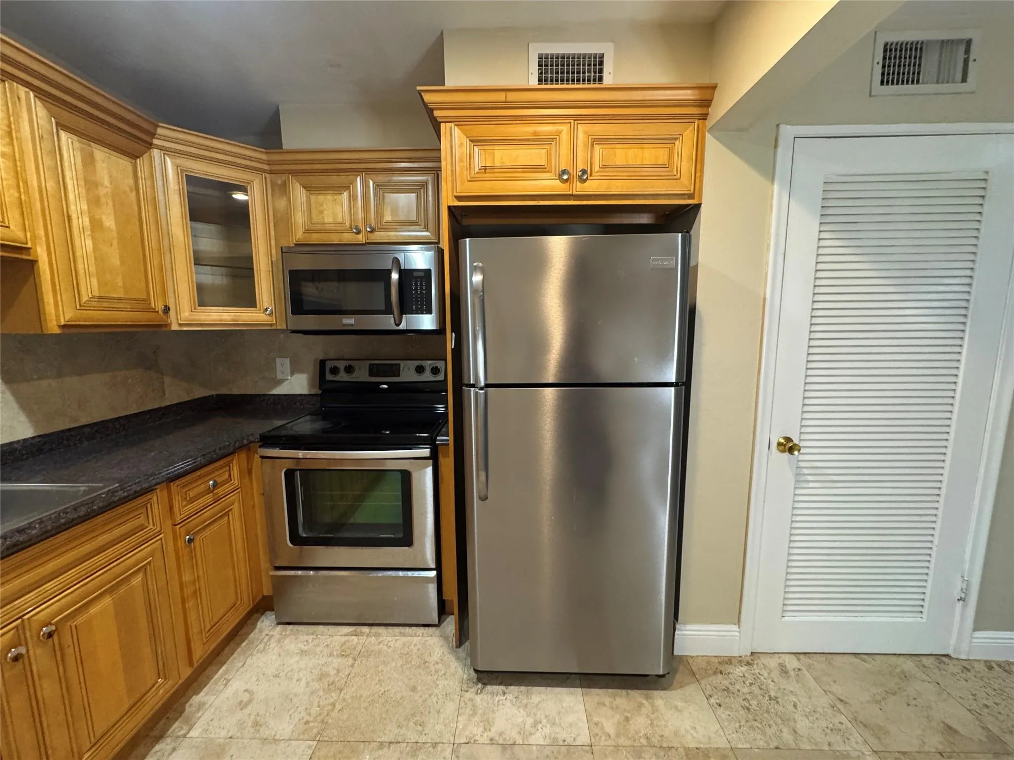 4165 SW 67th Ave, #105
