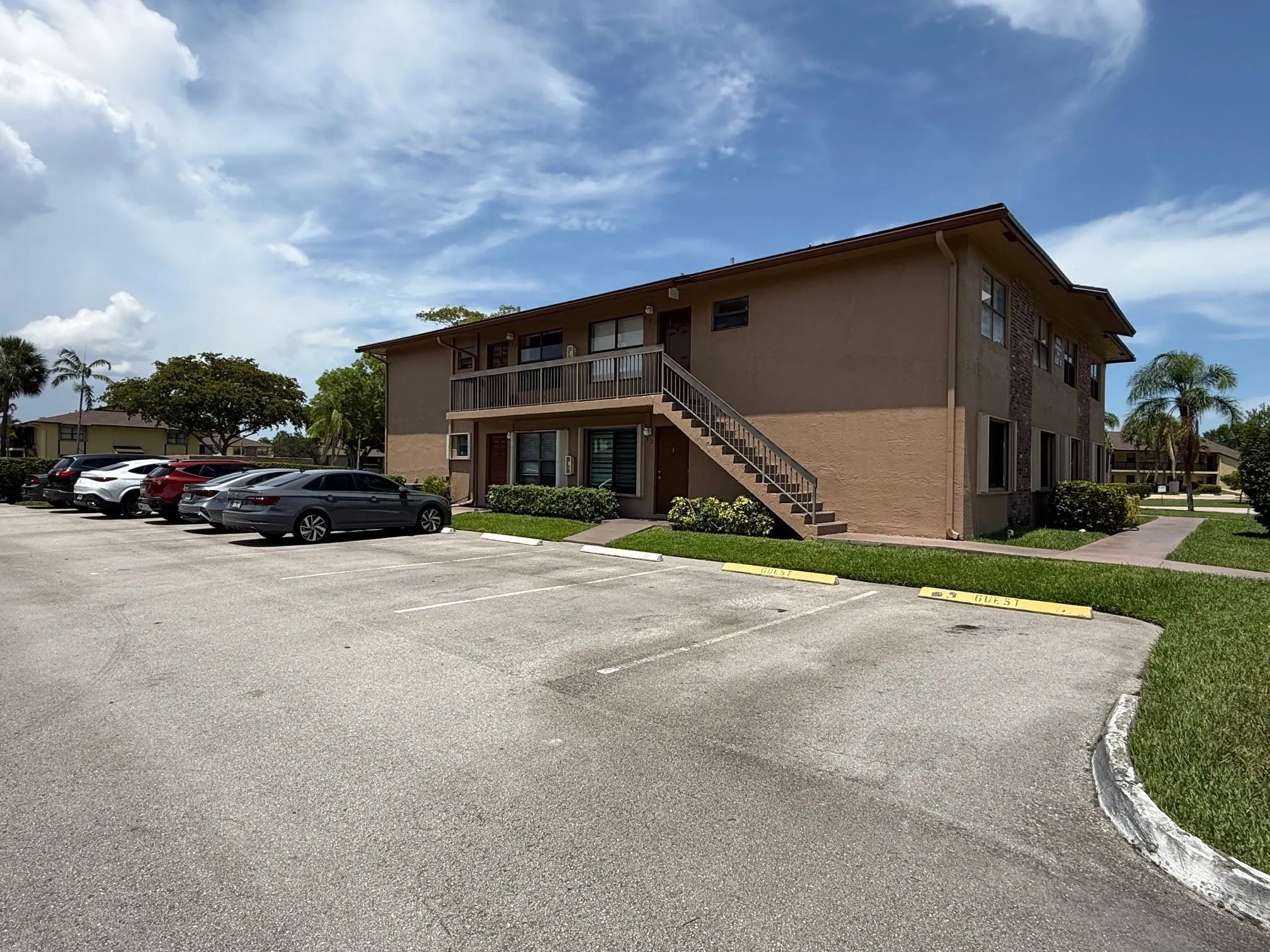 10056 Winding Lake Rd, #204
