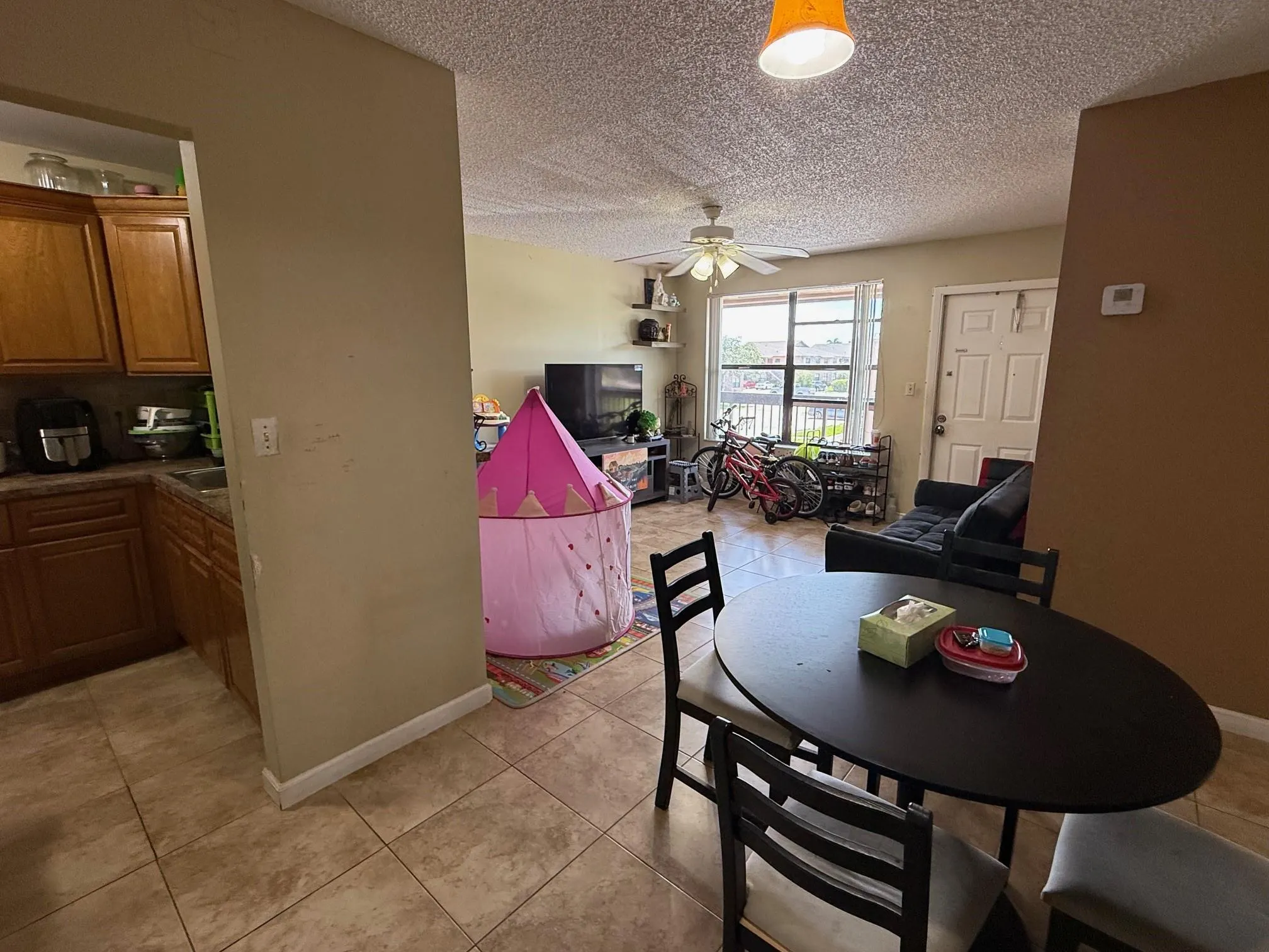 10056 Winding Lake Rd, #204