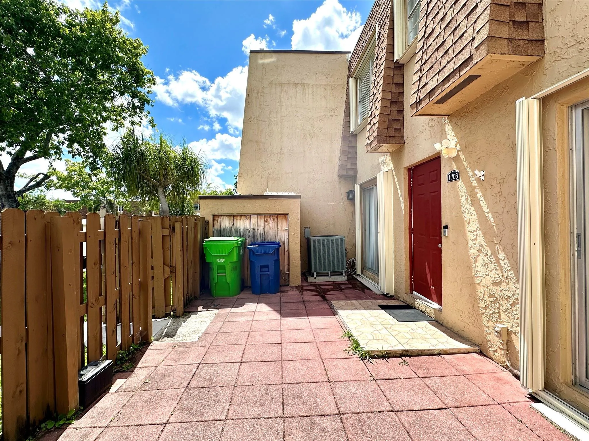 3721 NW 95th Ter, #1703
