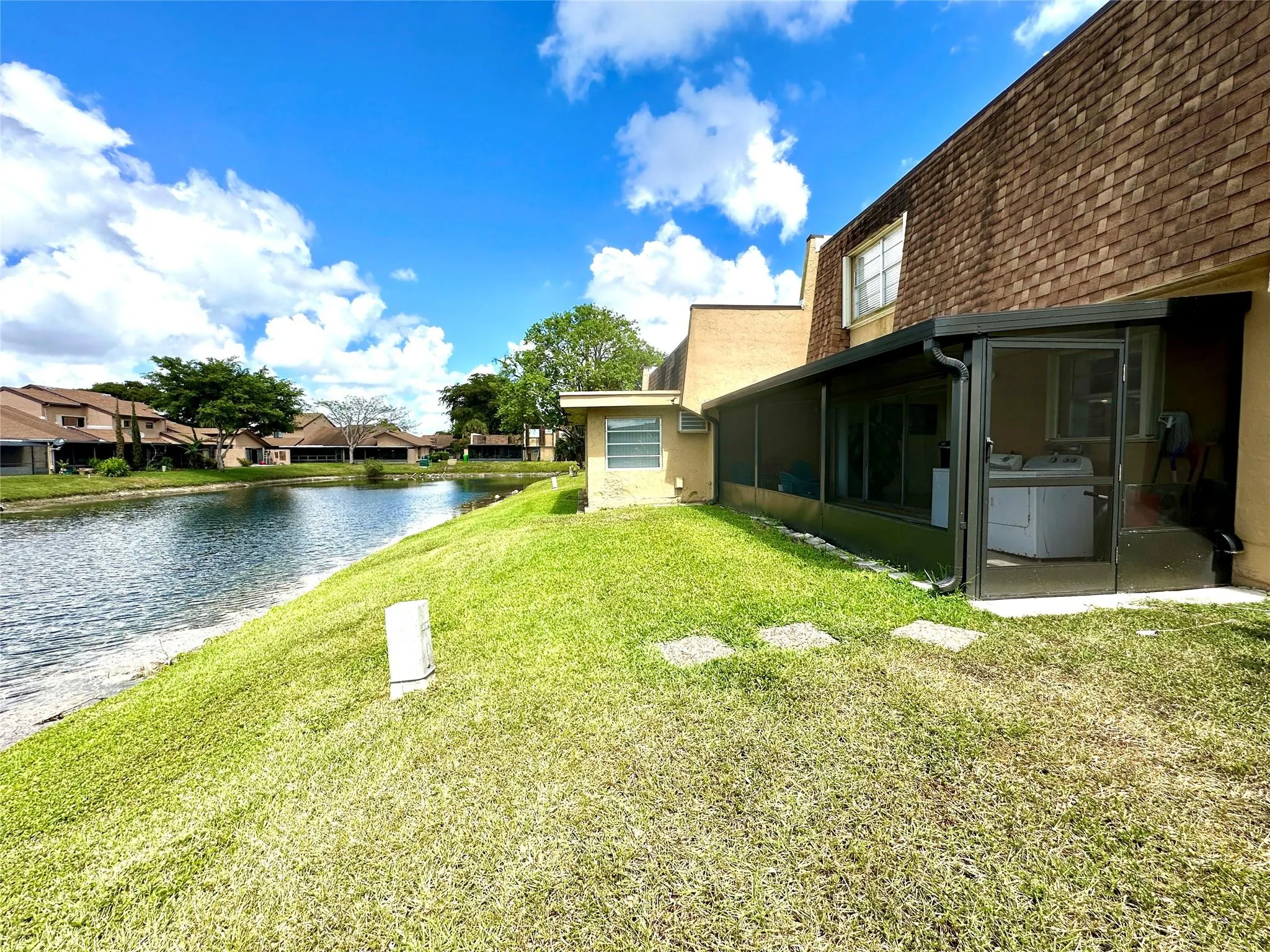 3721 NW 95th Ter, #1703