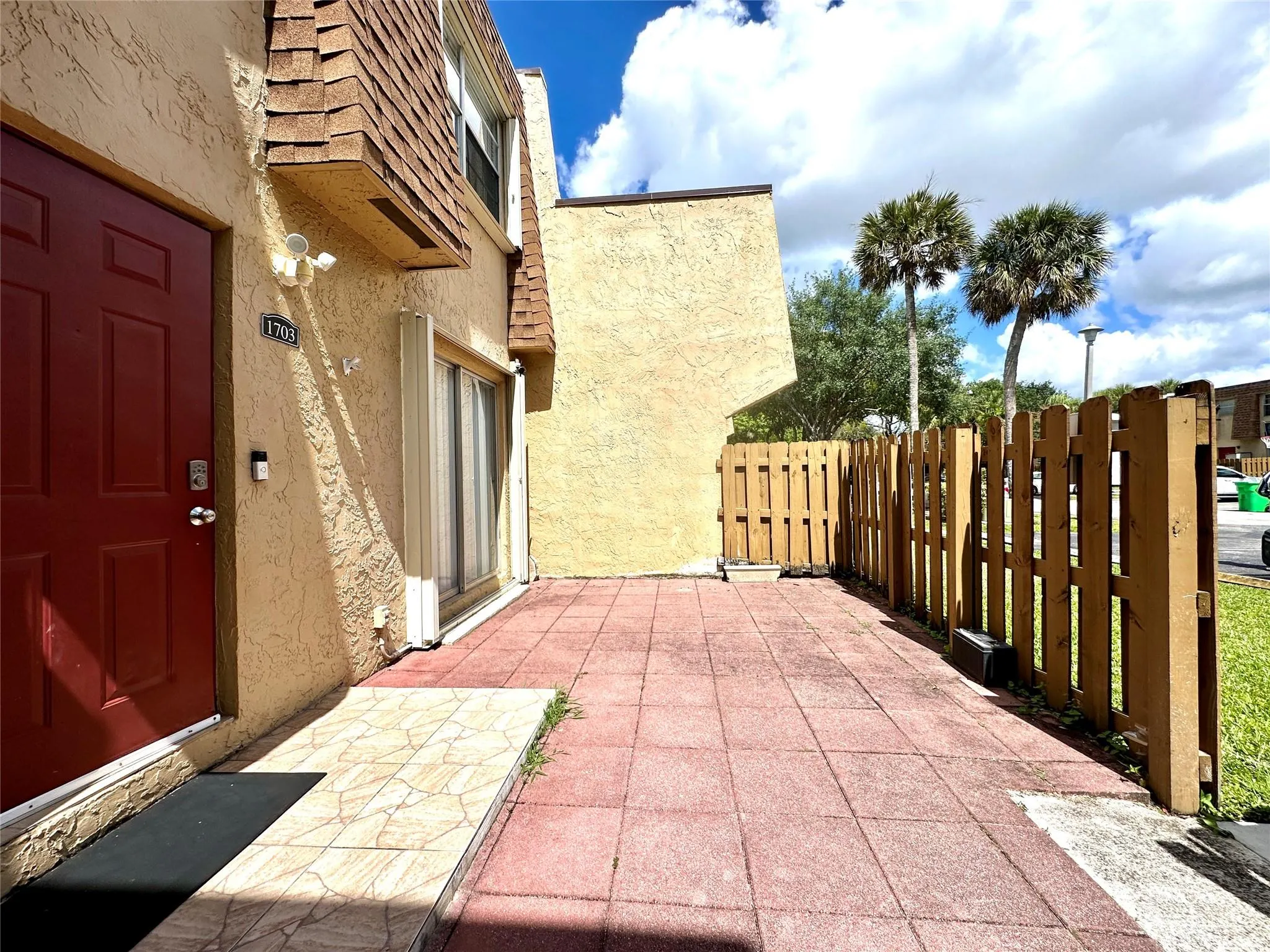 3721 NW 95th Ter, #1703