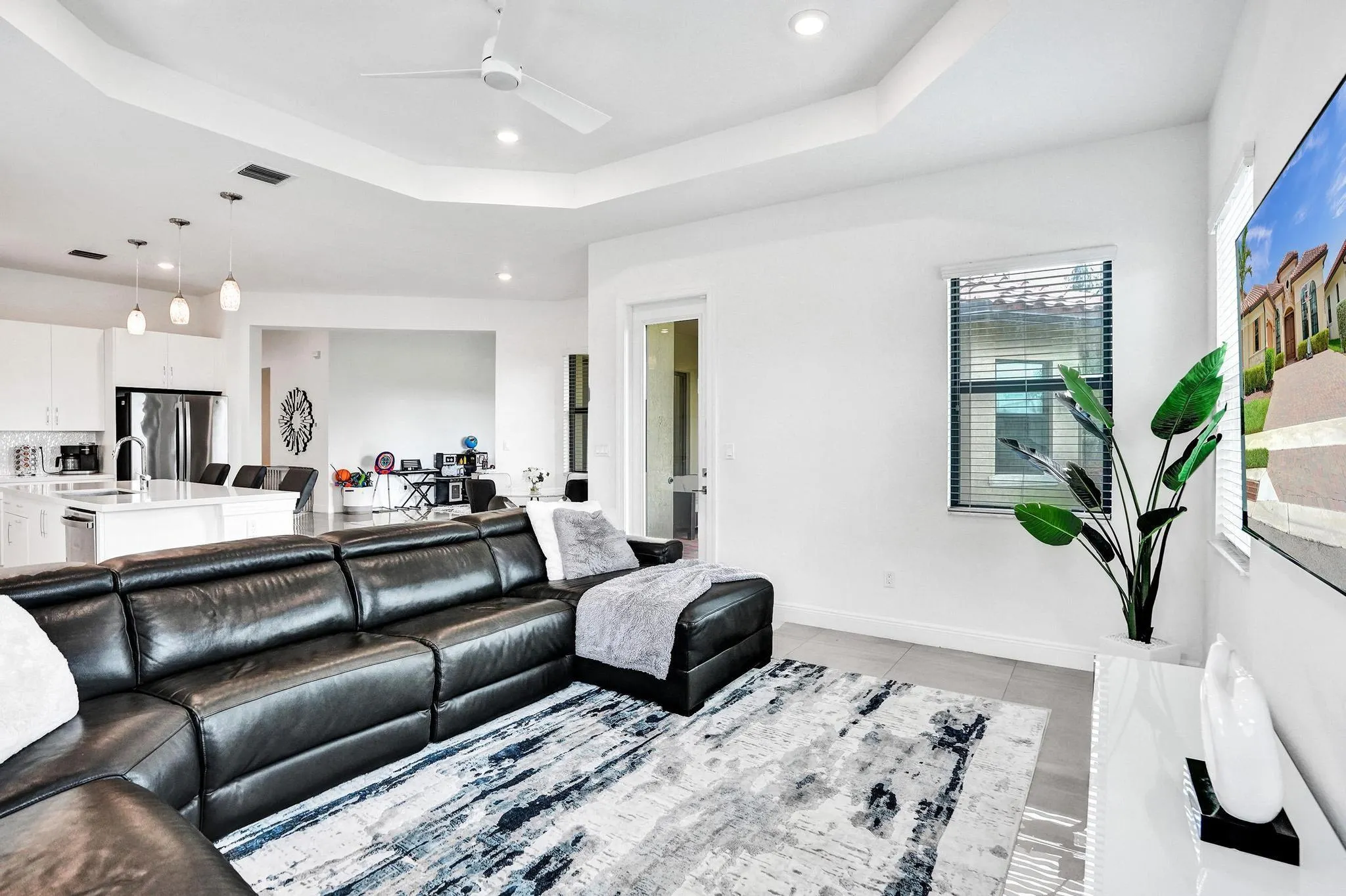 12855 Bayside Ct