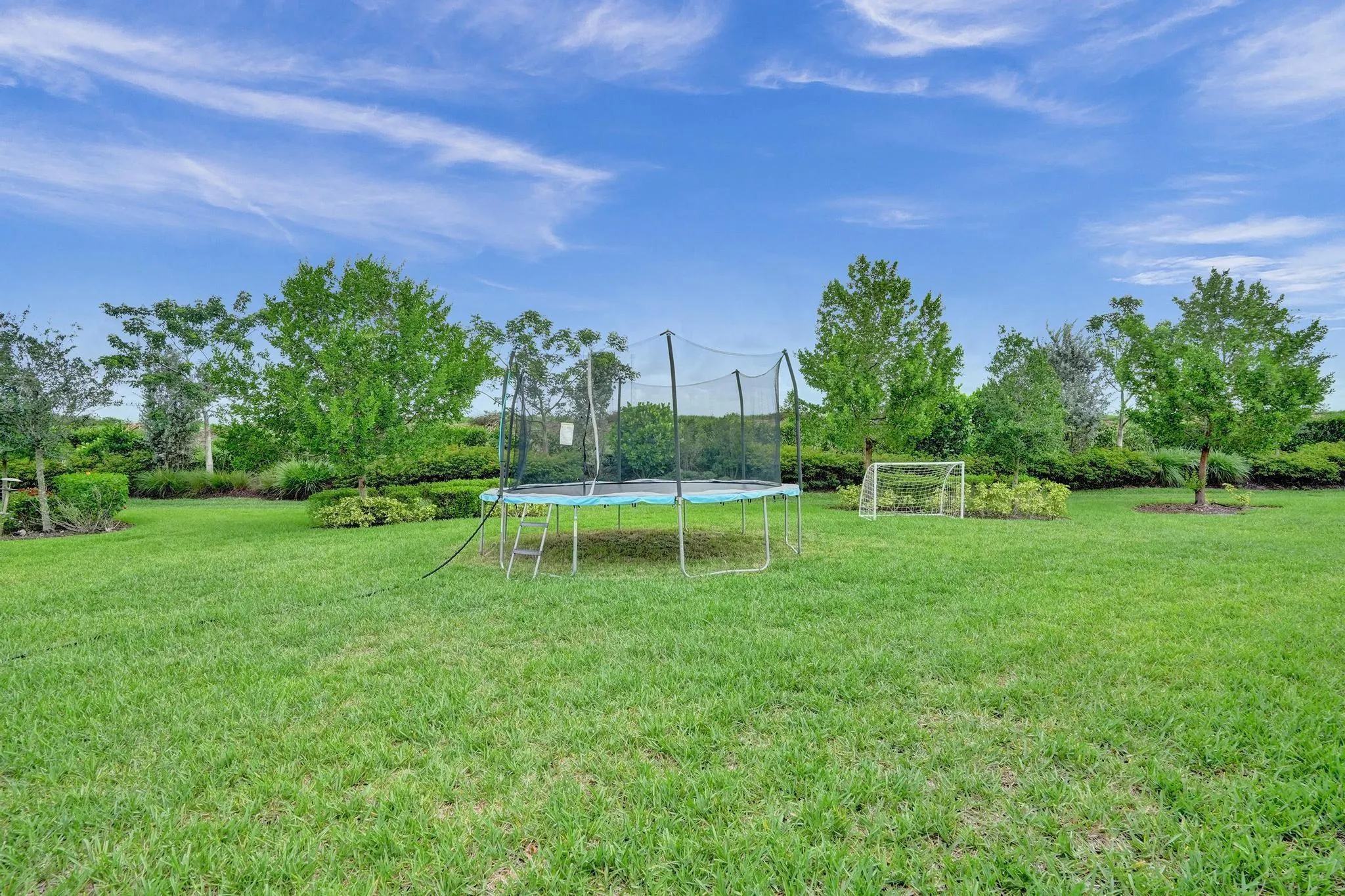 12855 Bayside Ct