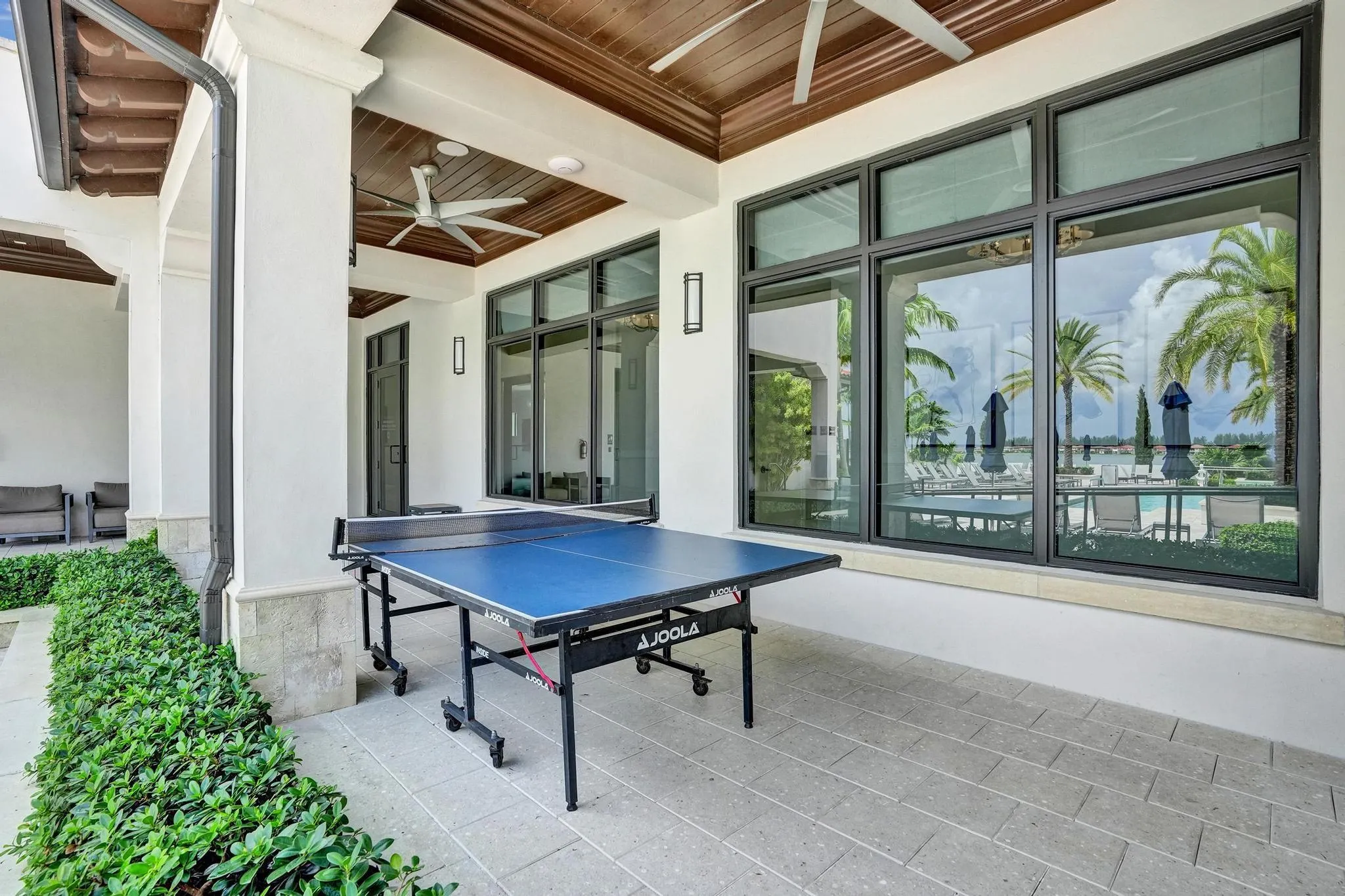 12855 Bayside Ct