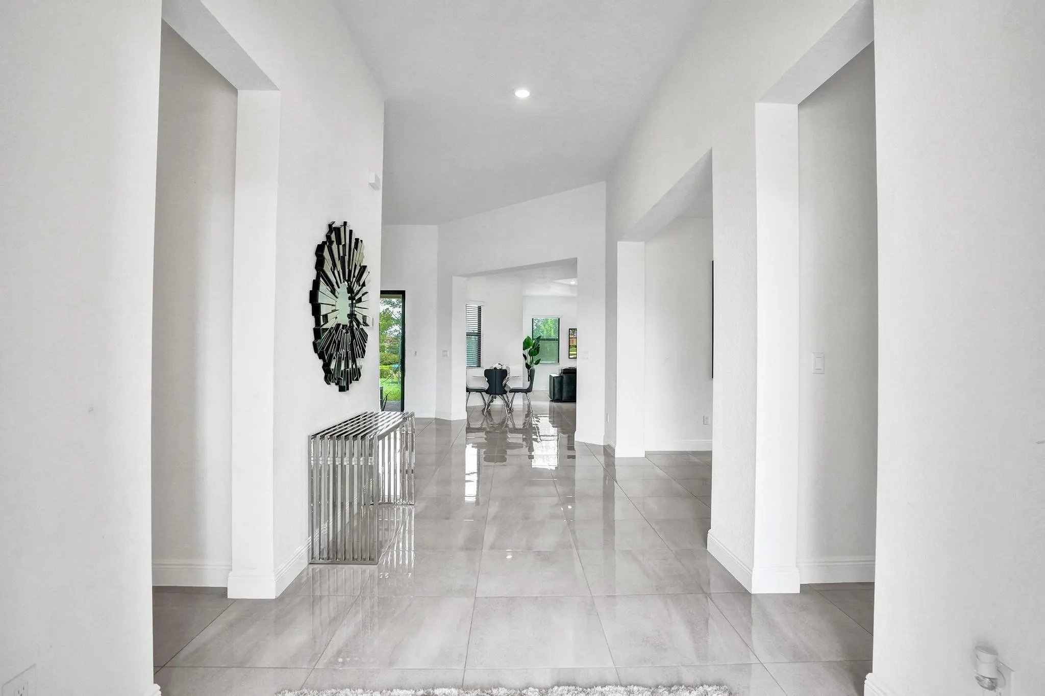 12855 Bayside Ct