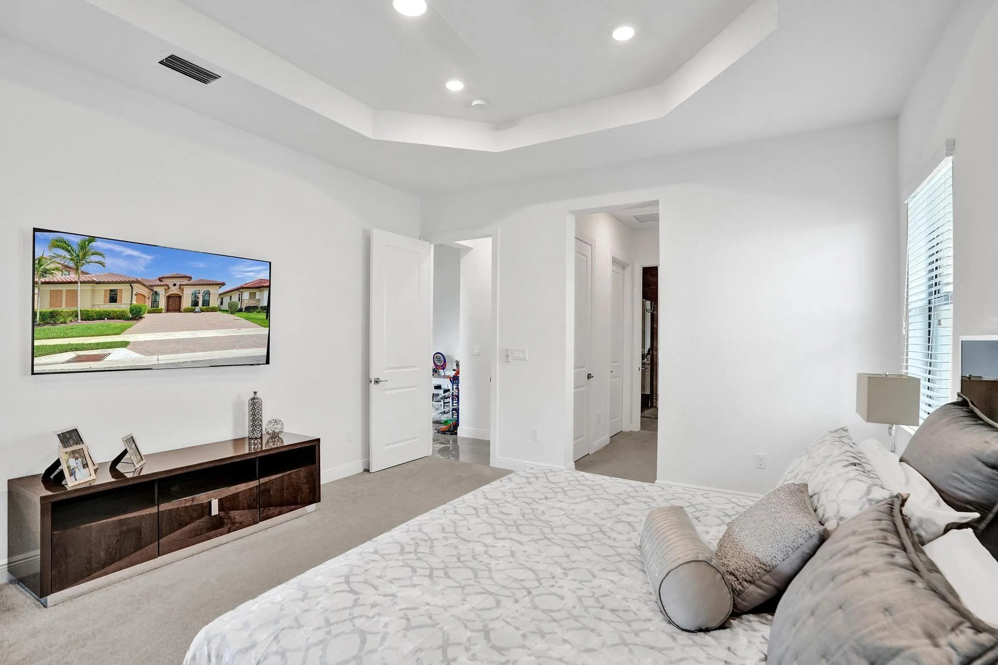 12855 Bayside Ct