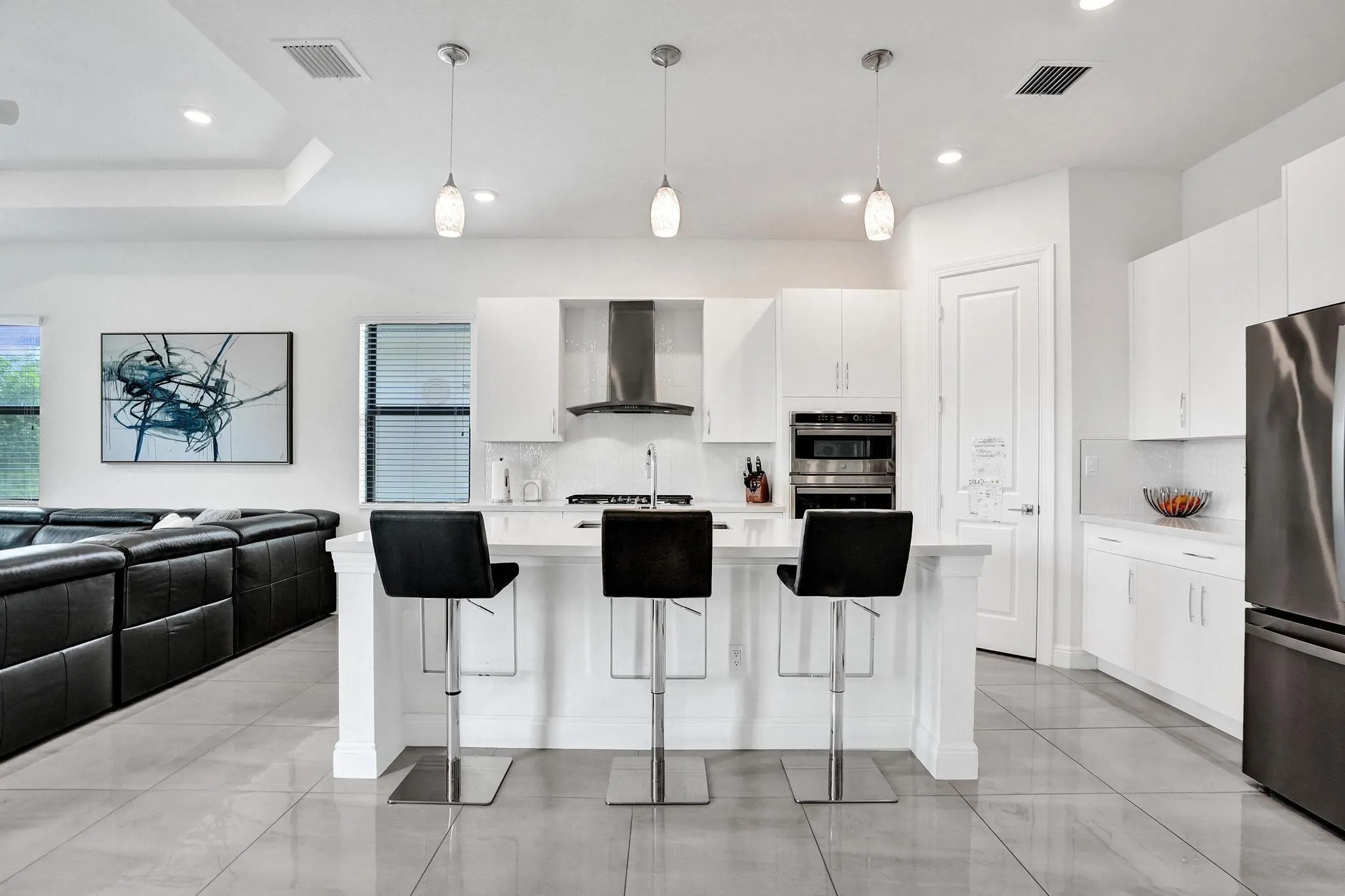 12855 Bayside Ct
