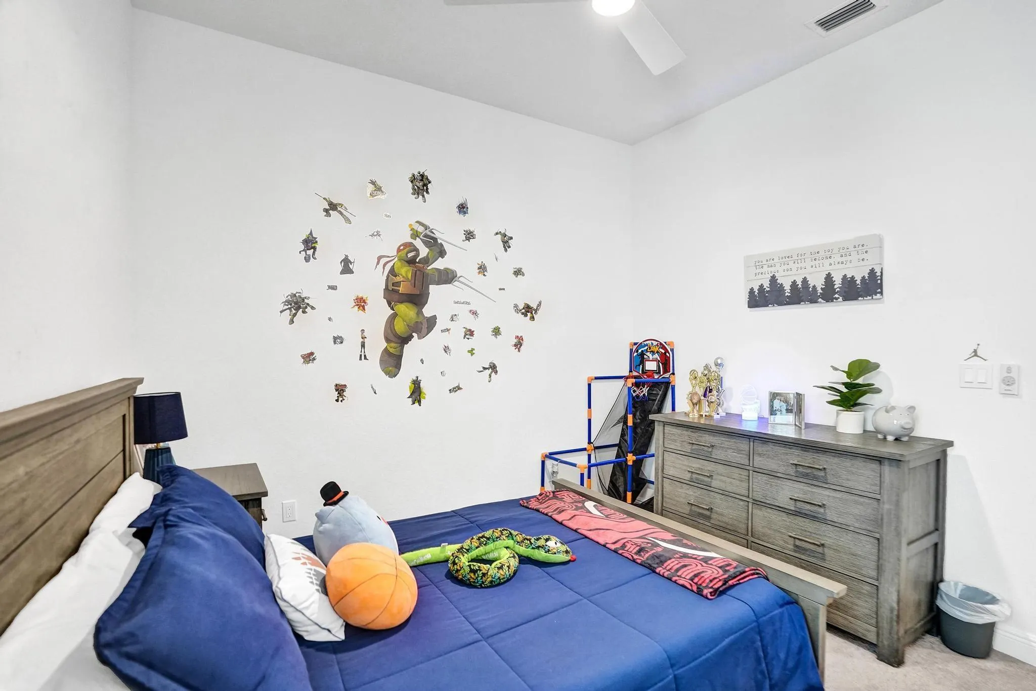 12855 Bayside Ct