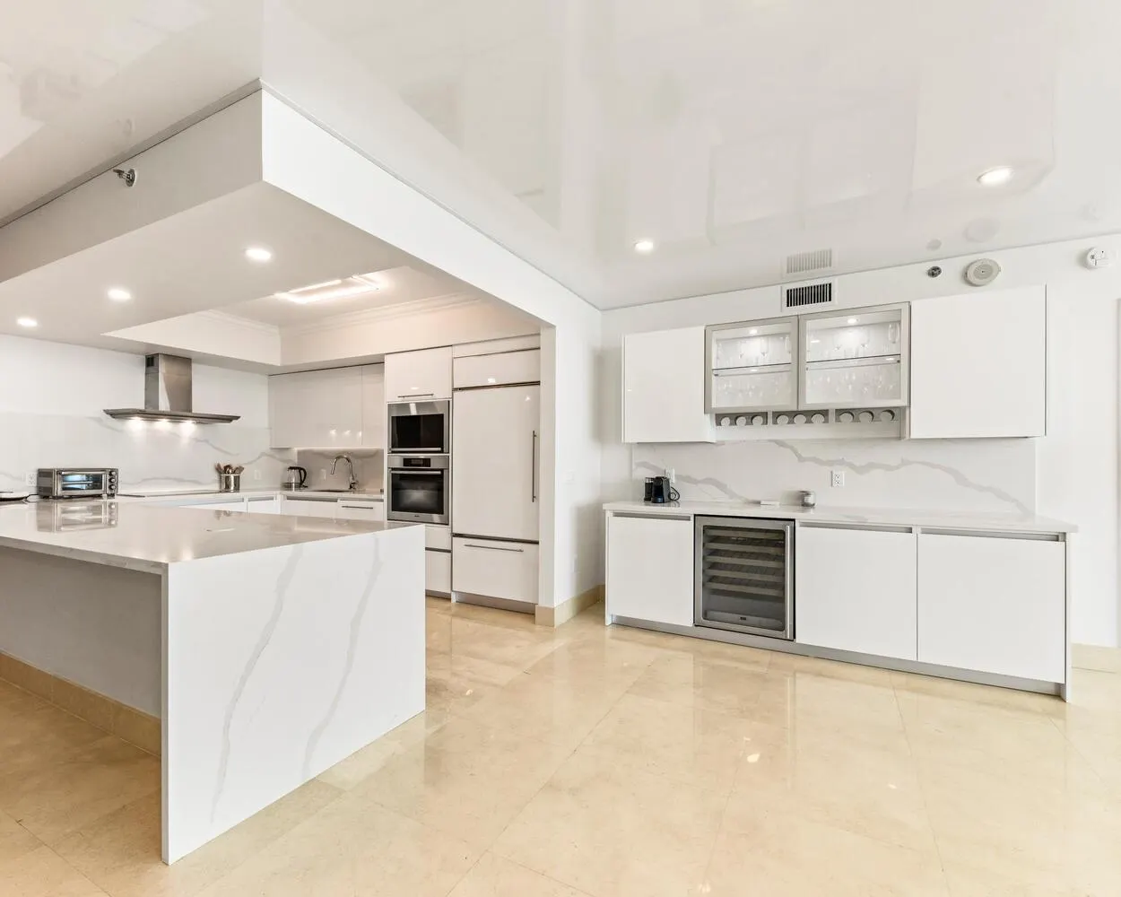 101 S Fort Lauderdale Beach Blvd, #1104