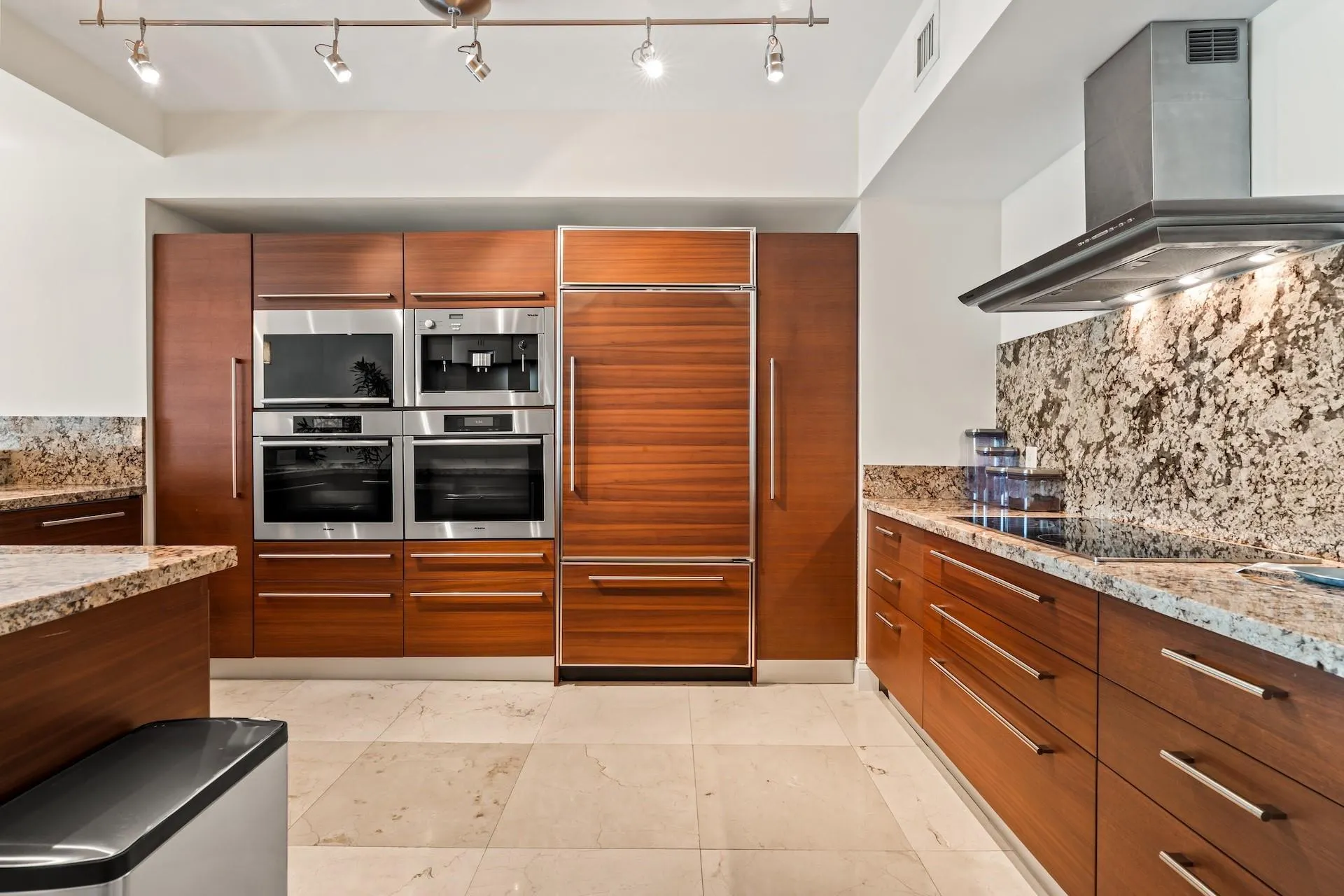 101 S Fort Lauderdale Beach Blvd, #1502