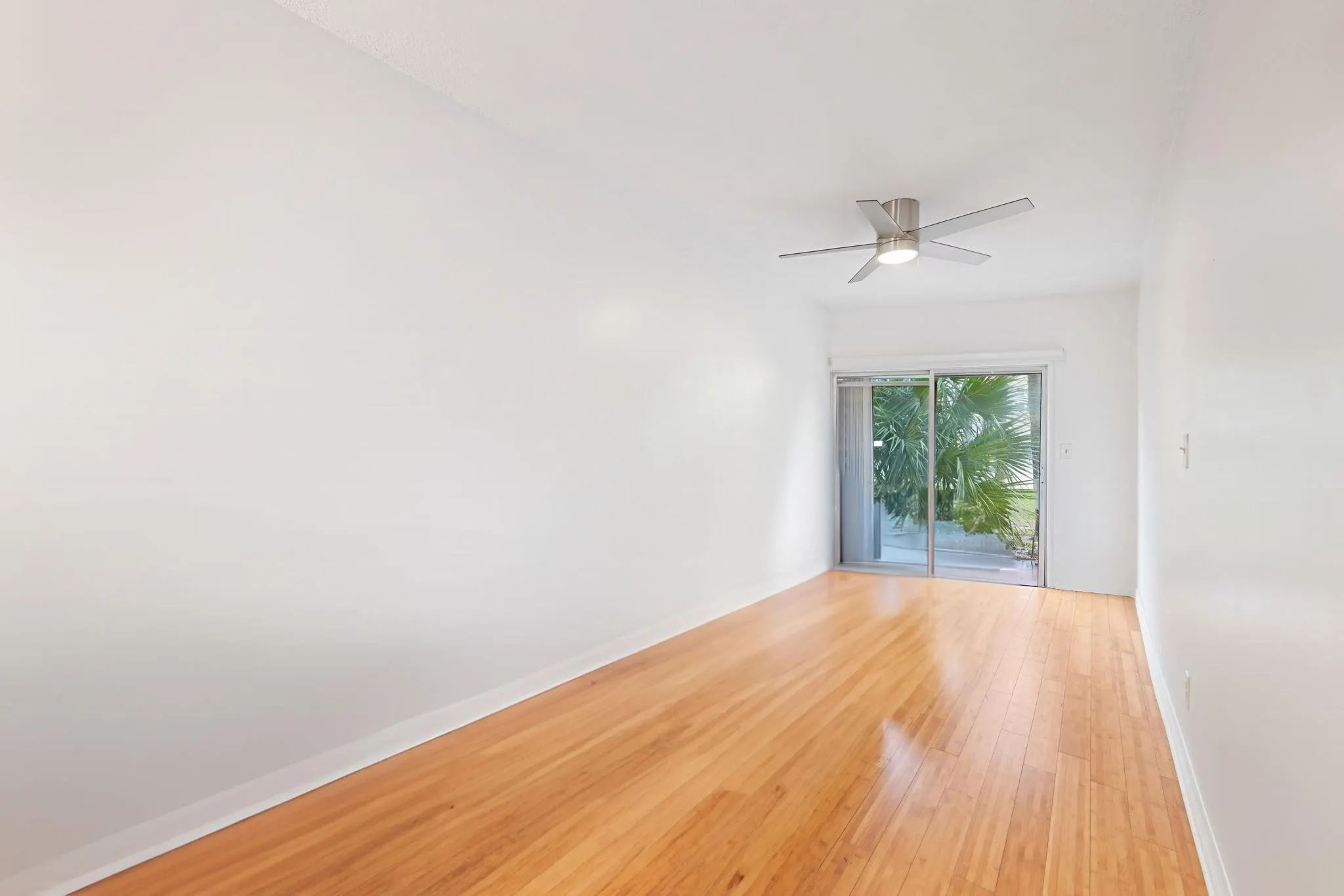 1967 S Ocean Blvd, #104
