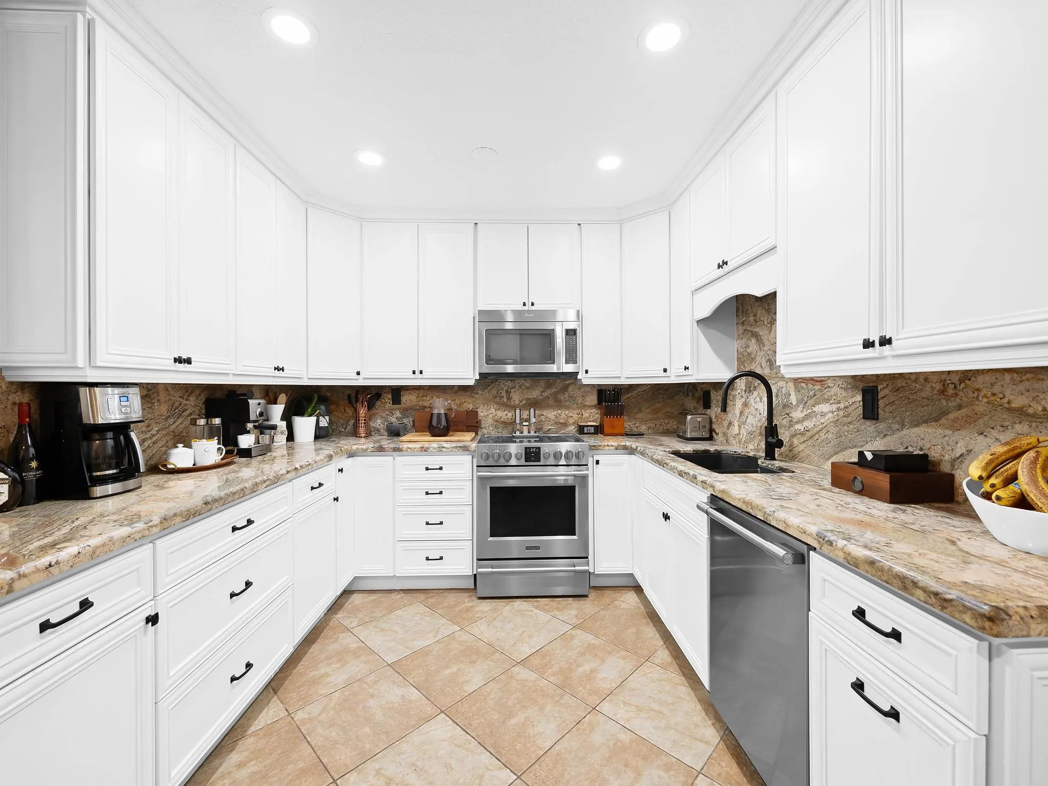 812 NW 26th St