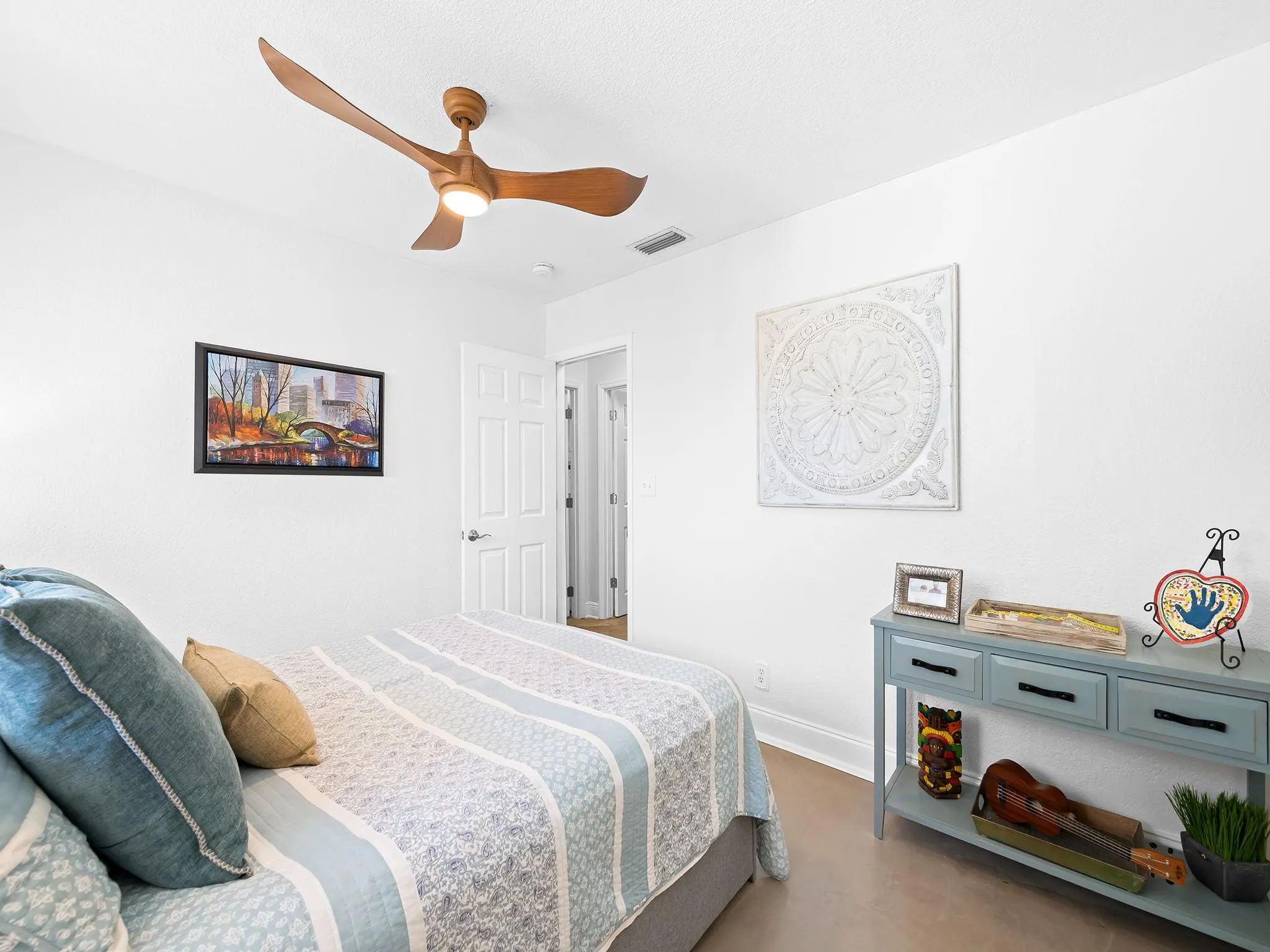 812 NW 26th St