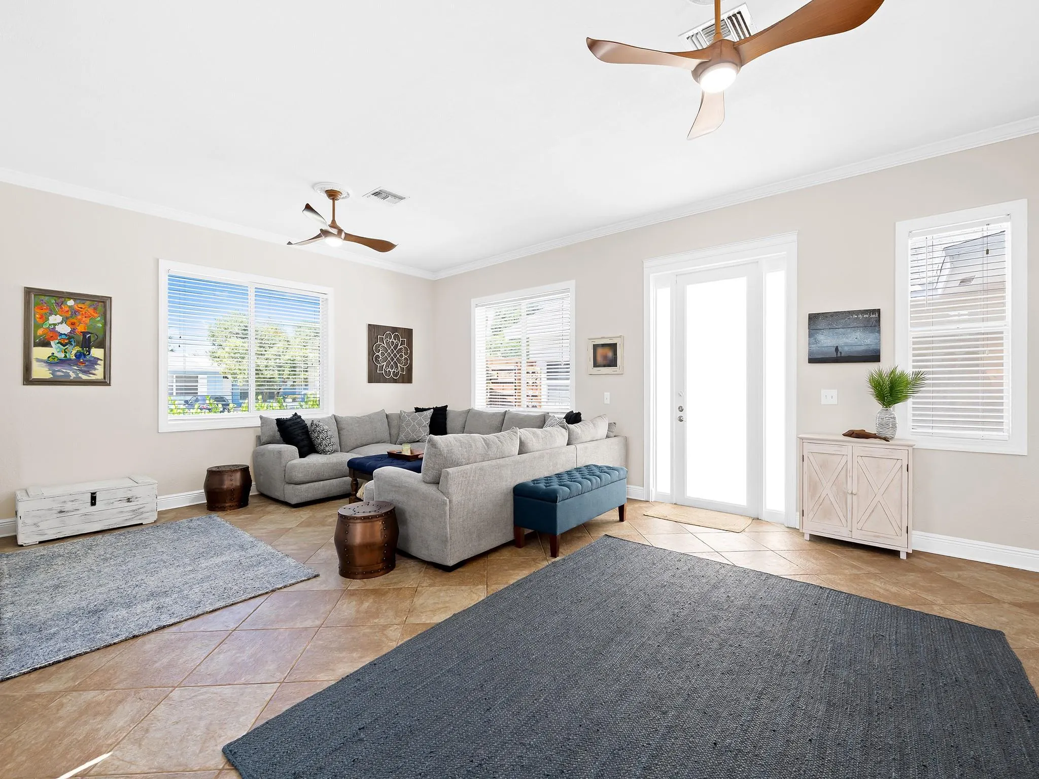 812 NW 26th St