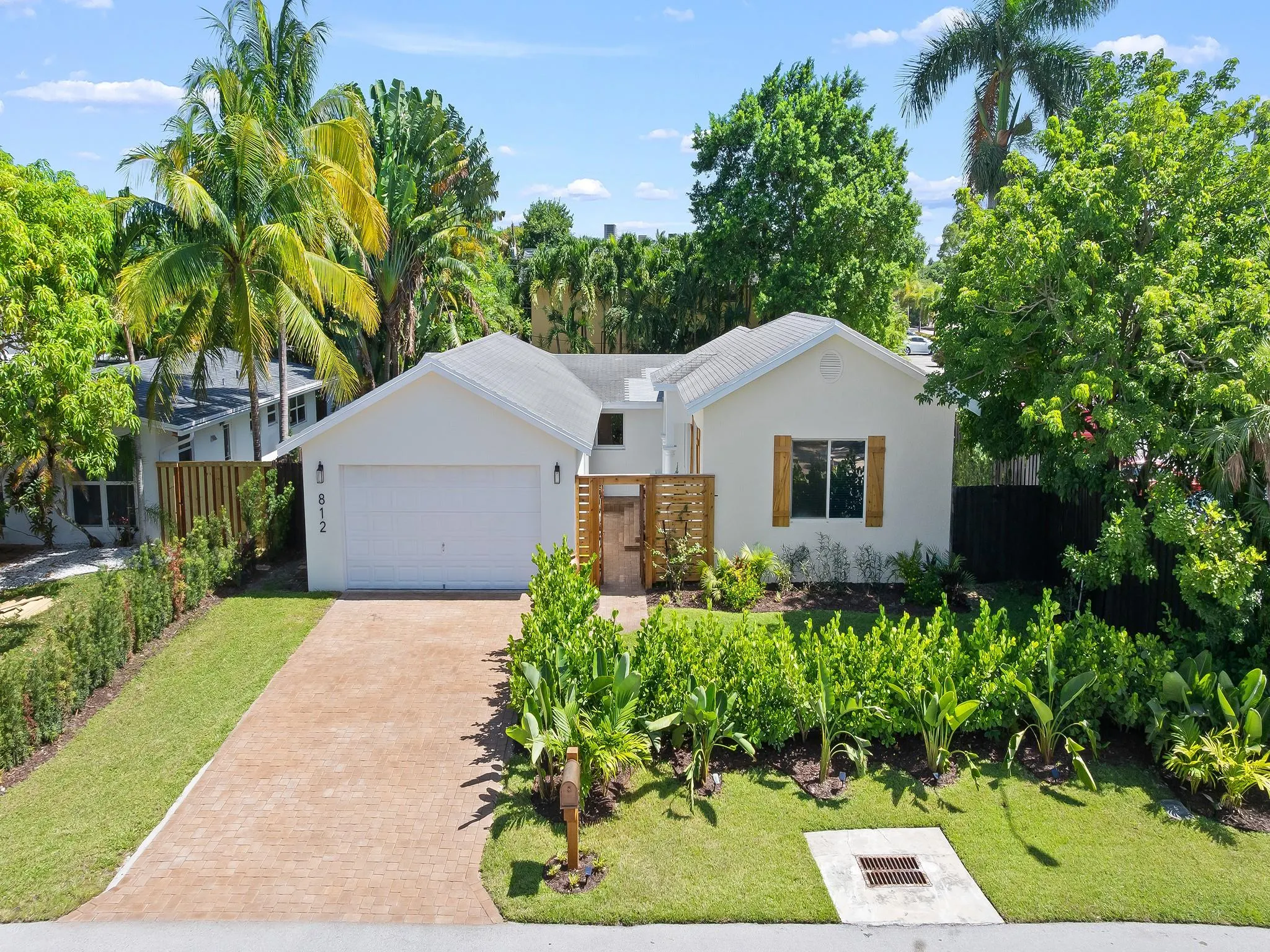 812 NW 26th St