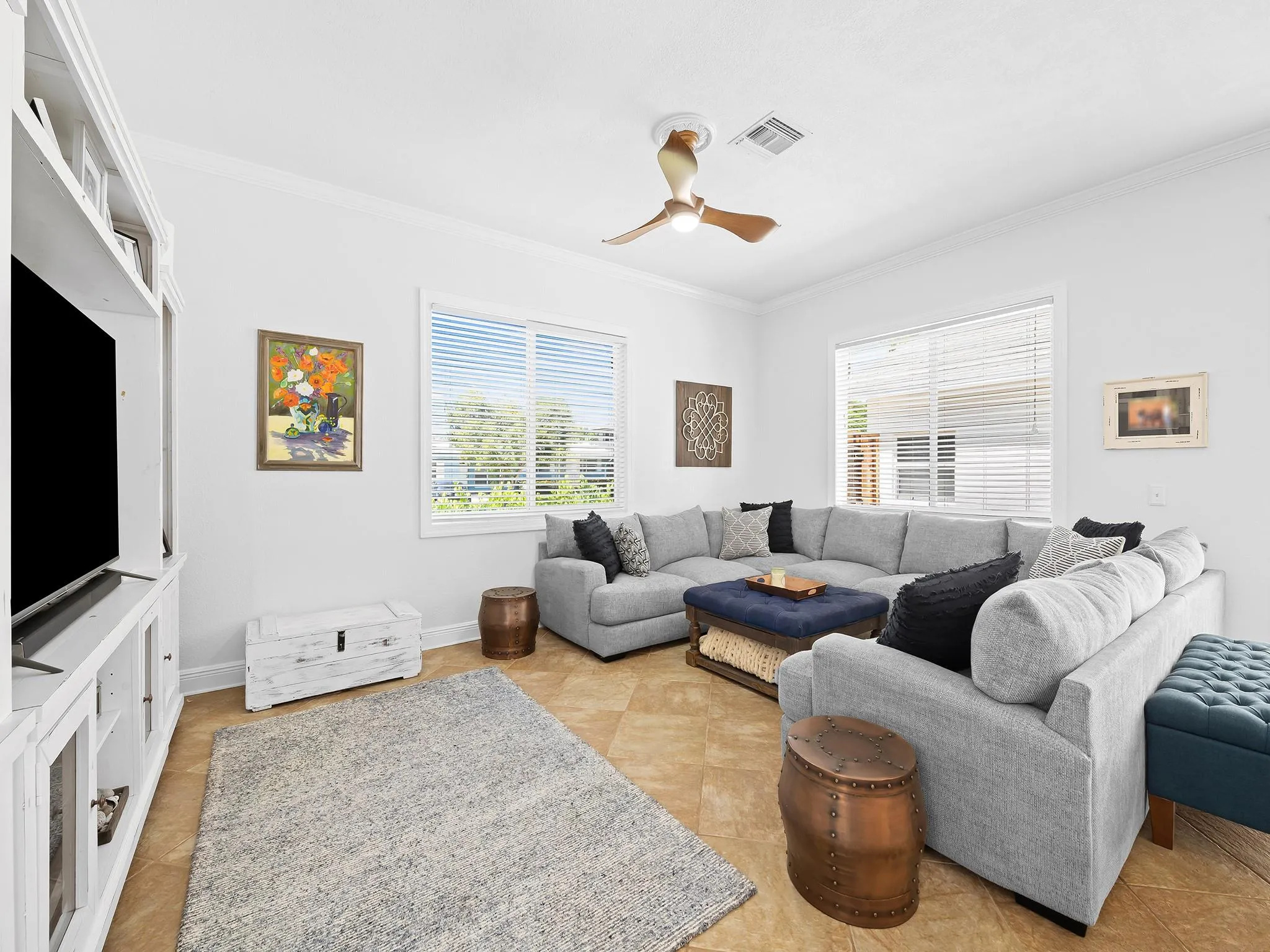 812 NW 26th St
