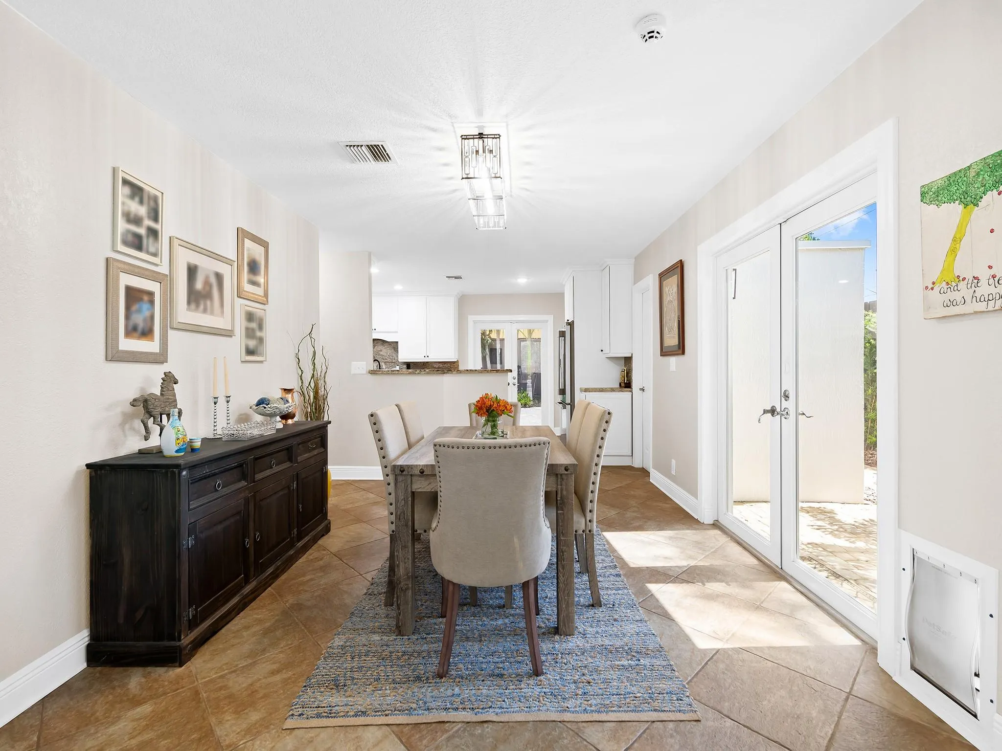 812 NW 26th St