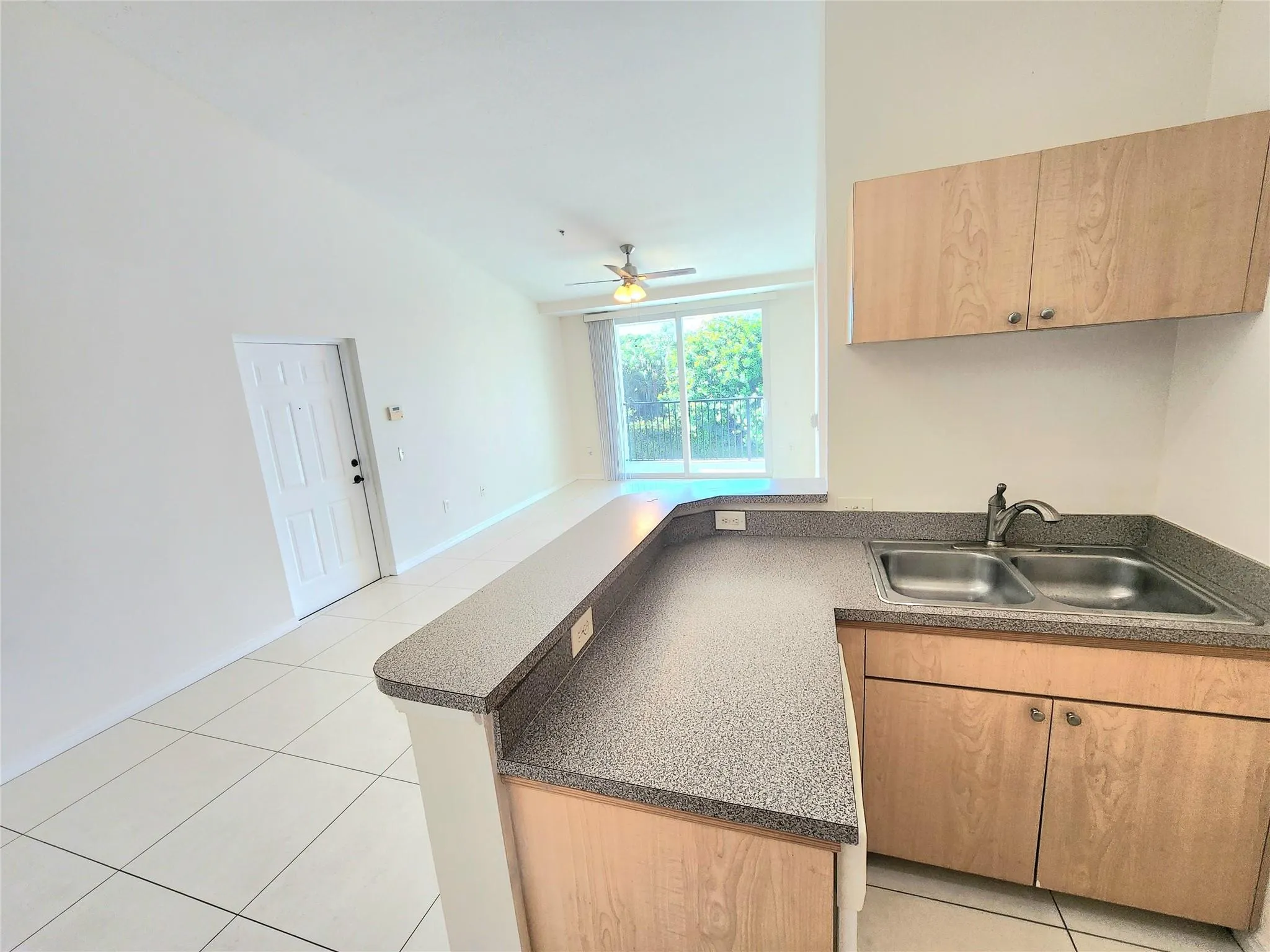 1021 Villa Ln, #10201