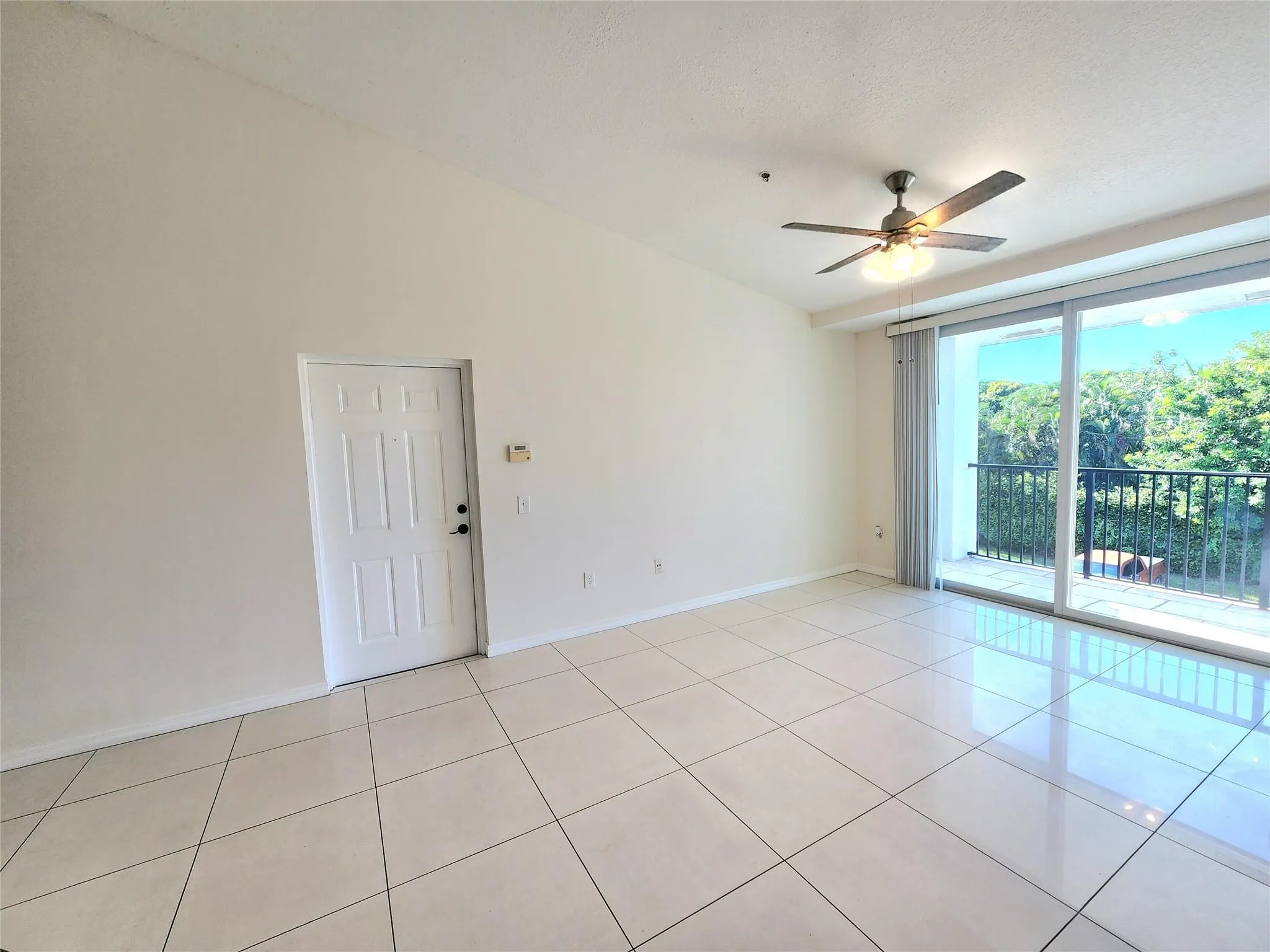 1021 Villa Ln, #10201