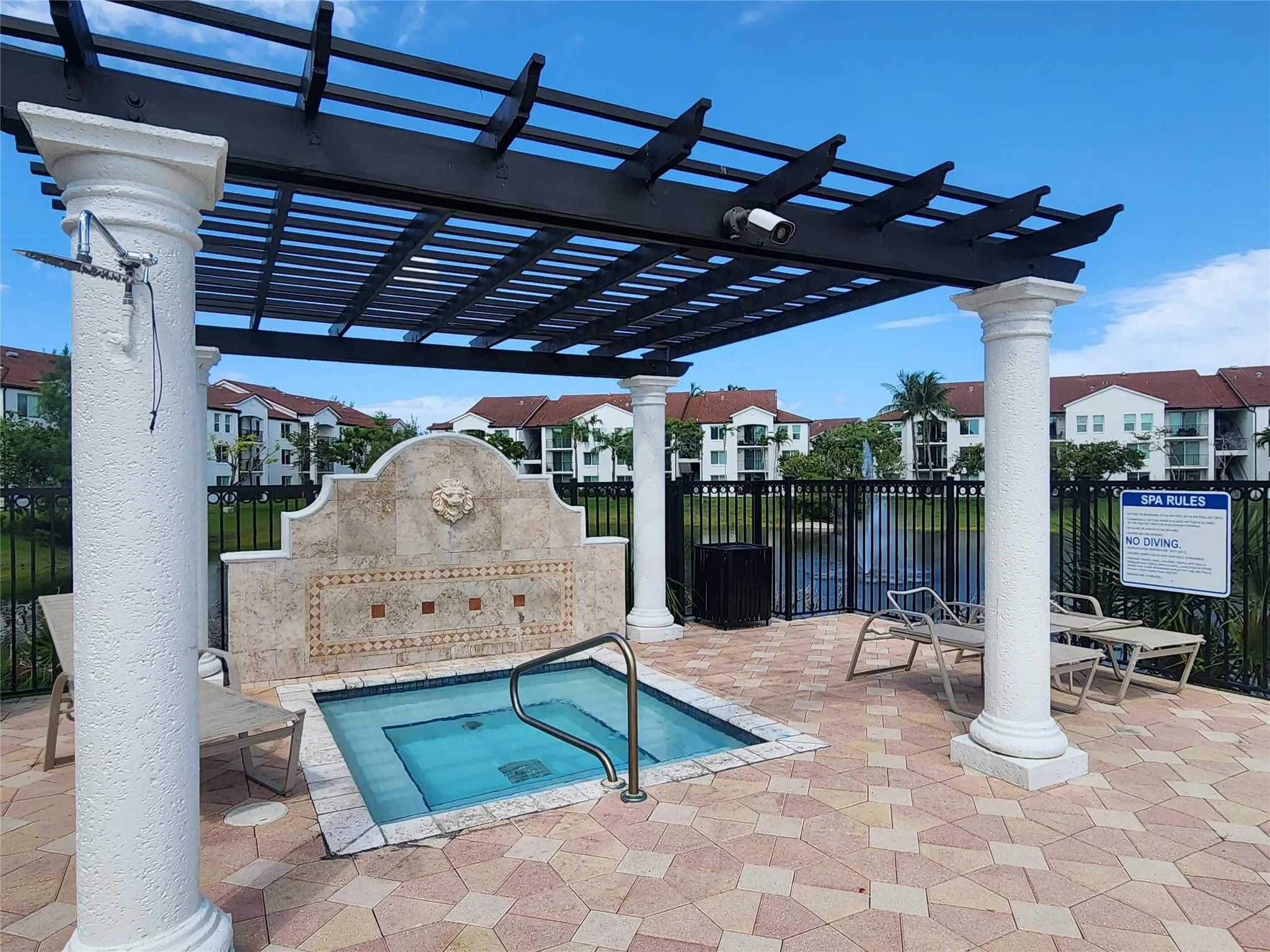 1021 Villa Ln, #10201