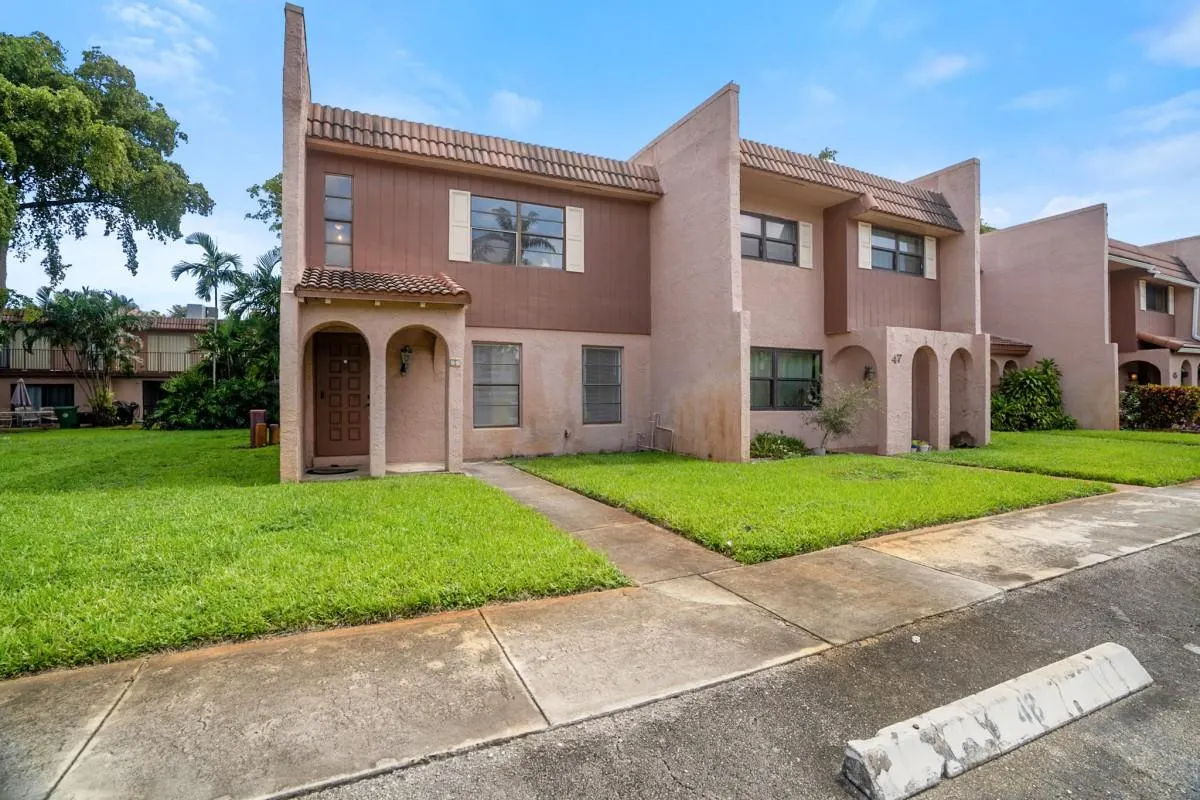 48 Madrid Ln, #1-16