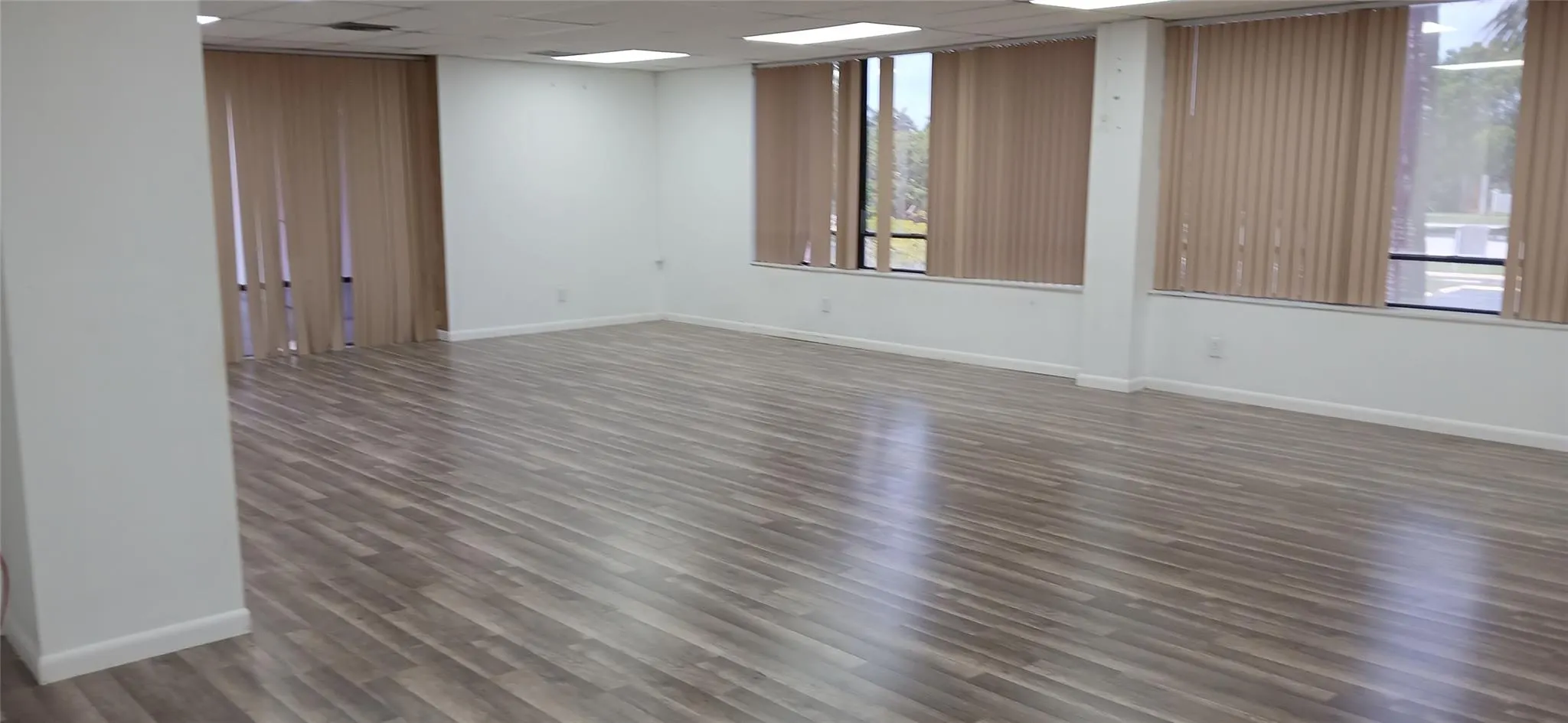 8358 W Oakland Park Blvd, #205
