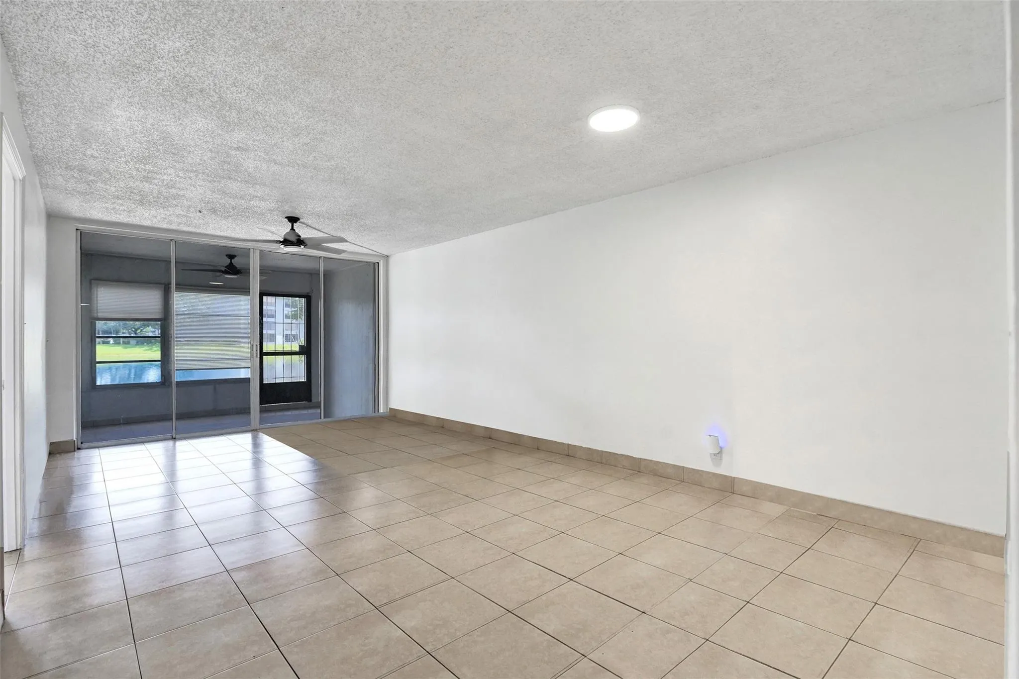9440 Poinciana Pl, #101