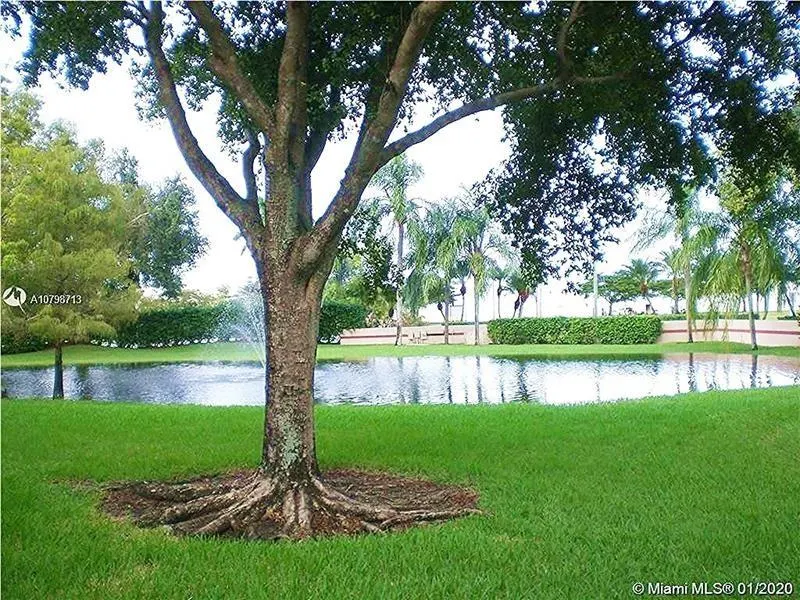 15701 W Waterside Cir, #205