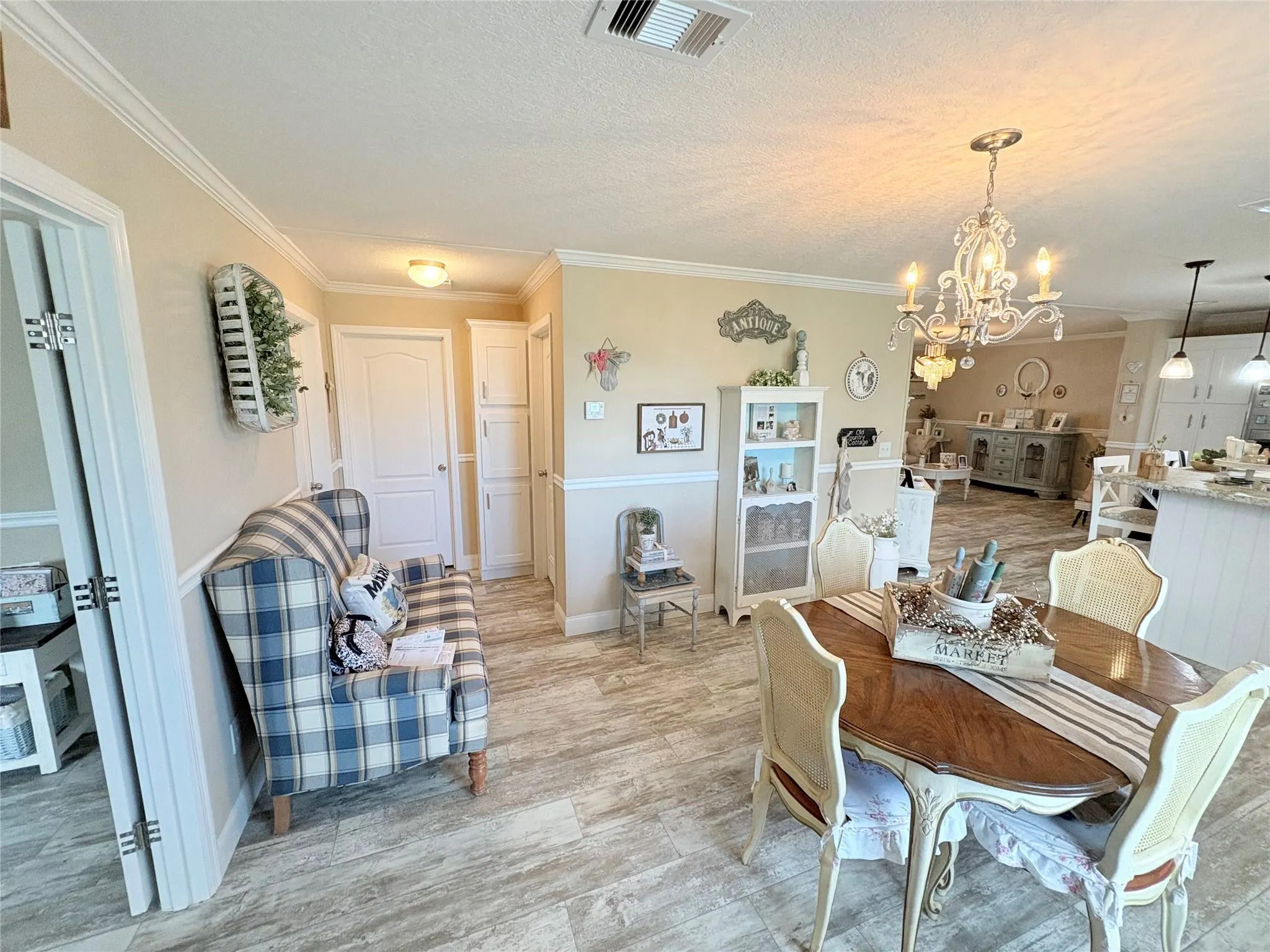 4331 SW 10th Way
