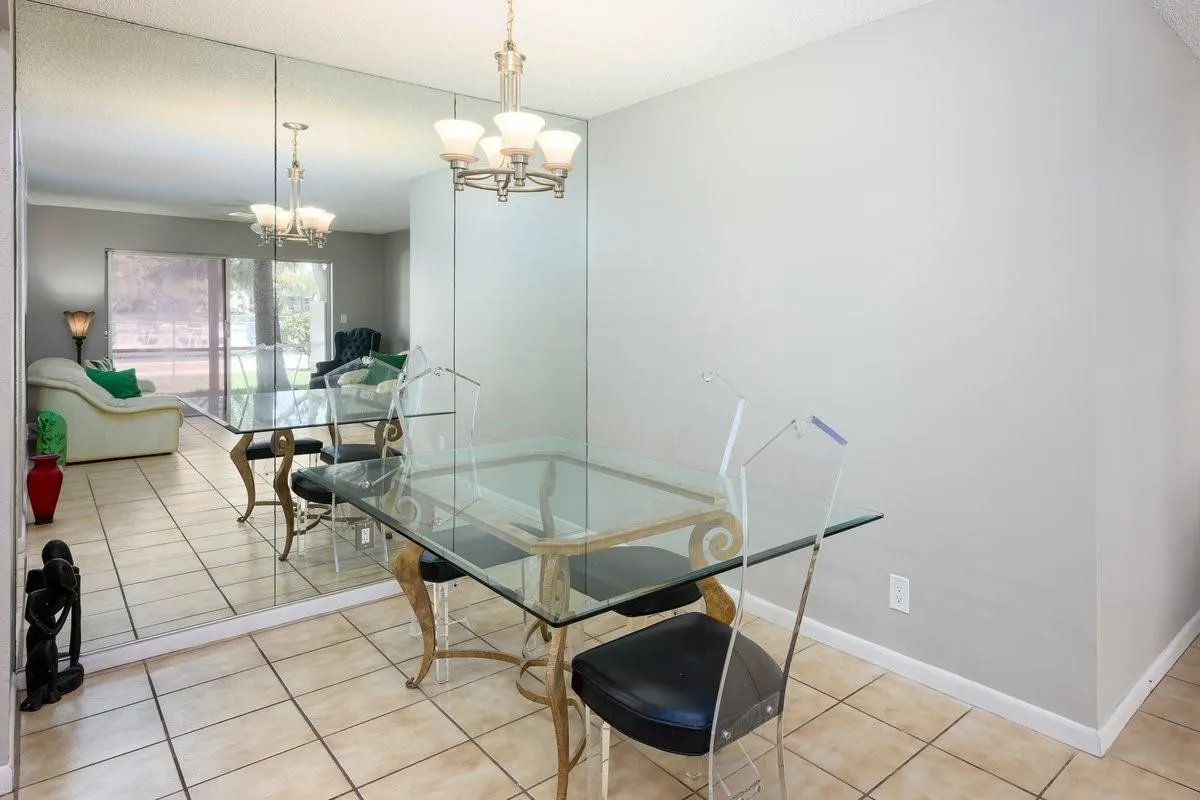 17 Jacaranda Drive, #117