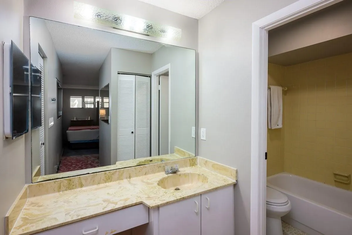 17 Jacaranda Drive, #117
