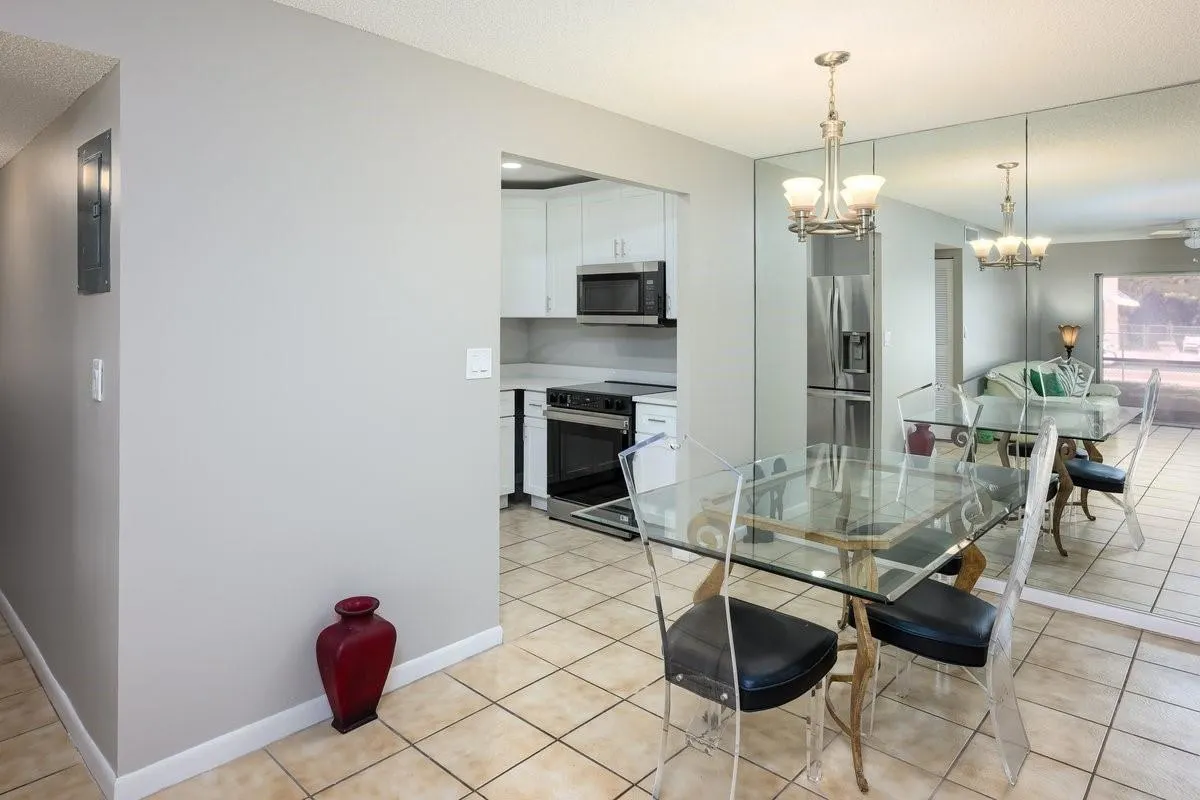 17 Jacaranda Drive, #117