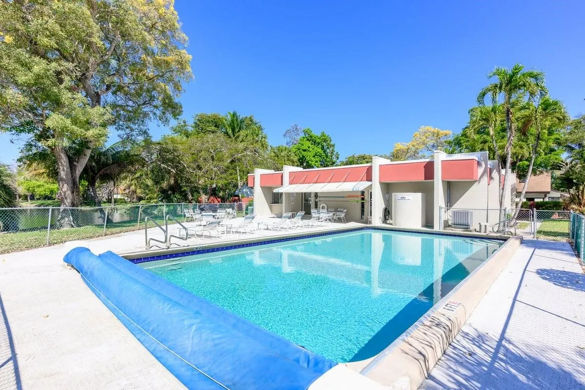 17 Jacaranda Drive, #117