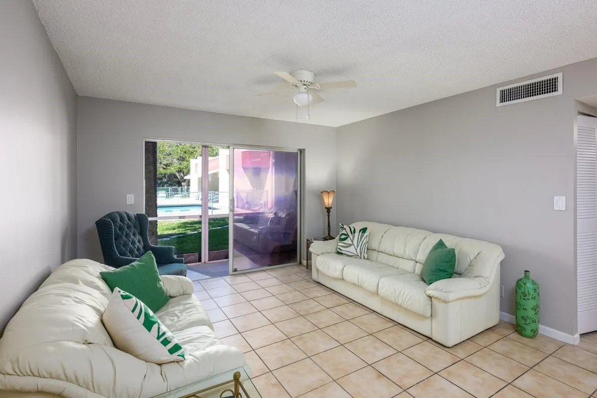 17 Jacaranda Drive, #117