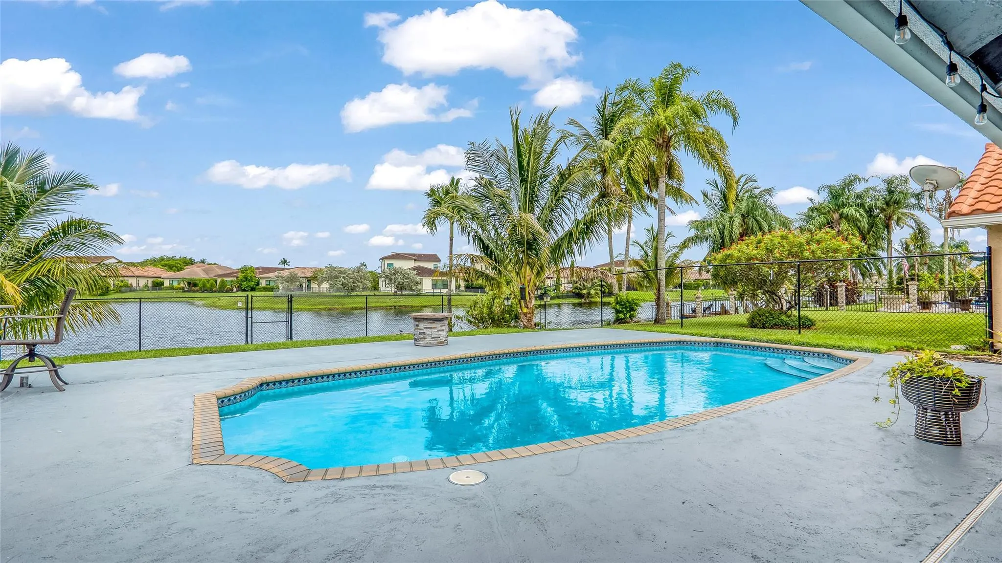 1001 SW 115 Ave