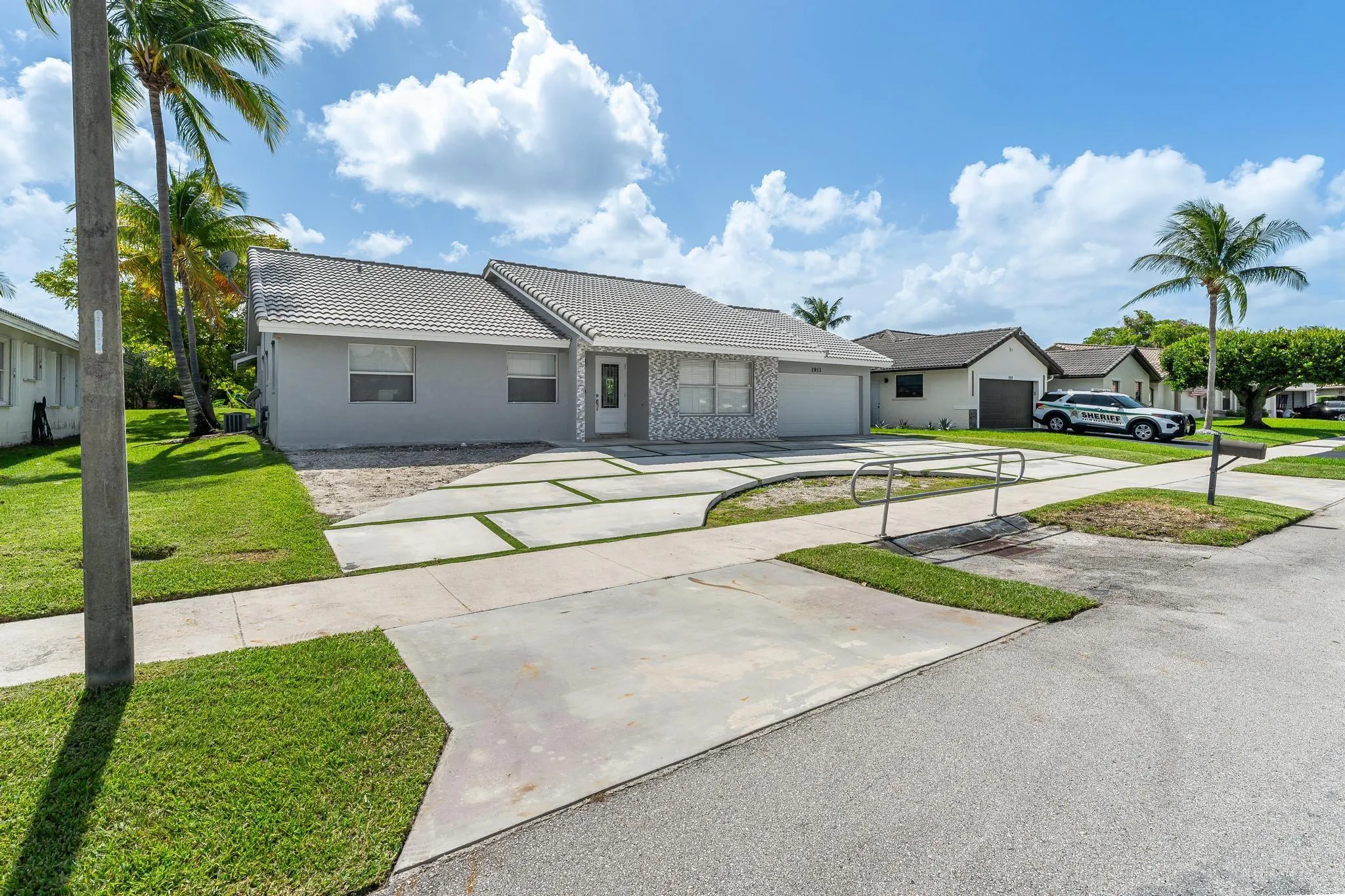 1911 NW 80th Ave