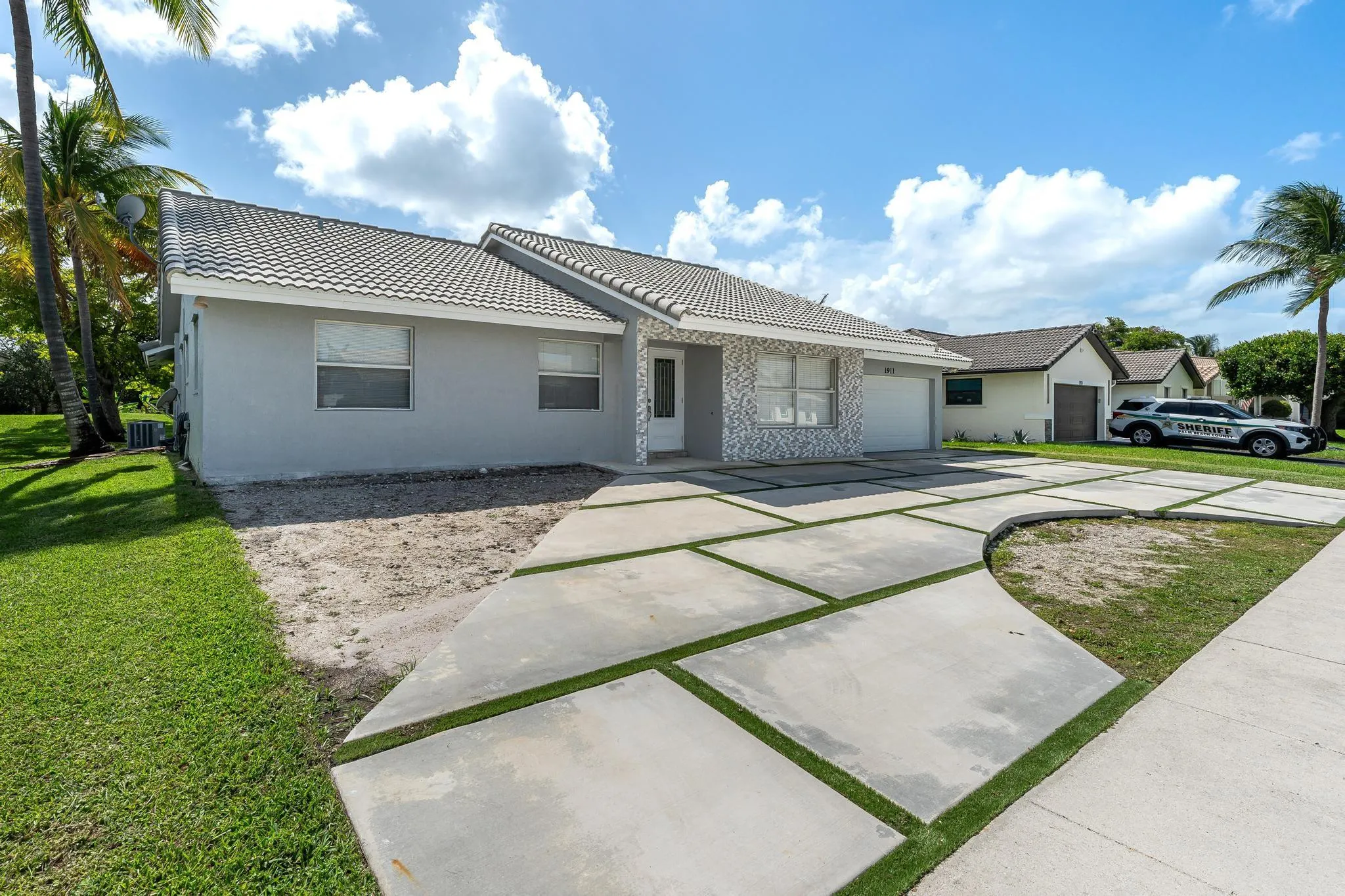 1911 NW 80th Ave