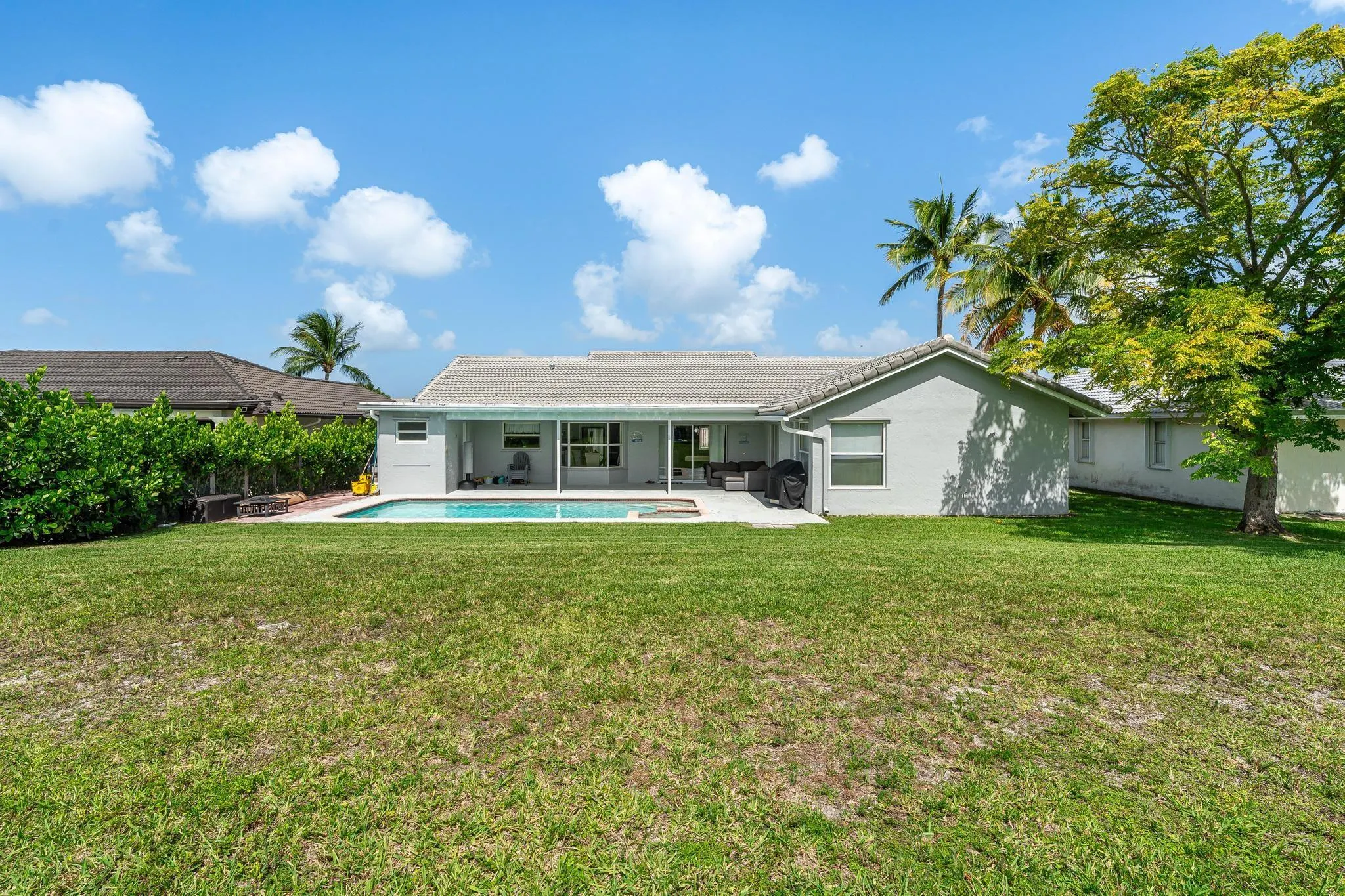 1911 NW 80th Ave