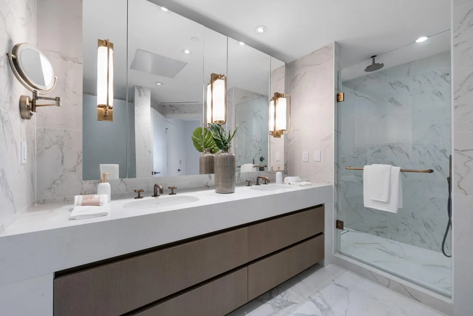 525 N Fort Lauderdale Beach Blvd, #803