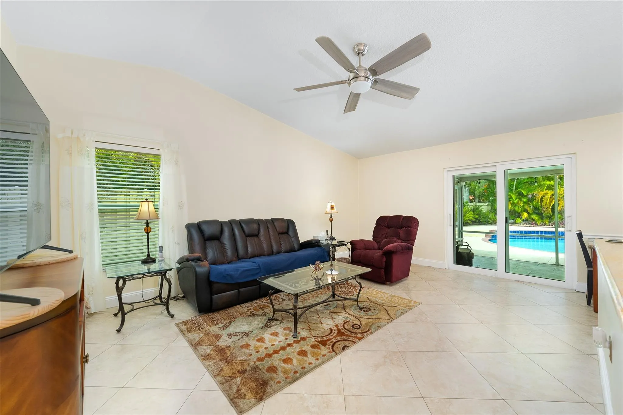 1211 White Stone Way